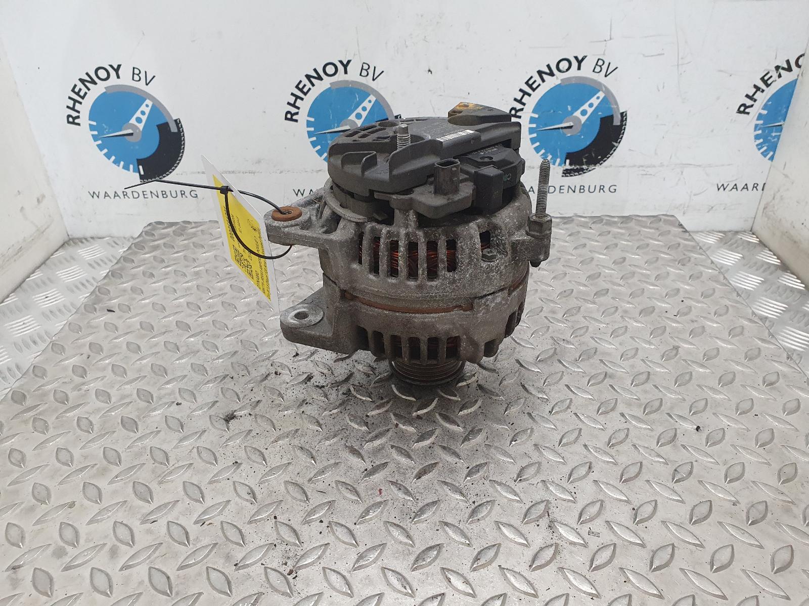 Bekijk Auto-onderdeel DYNAMO RENAULT CLIO 2011