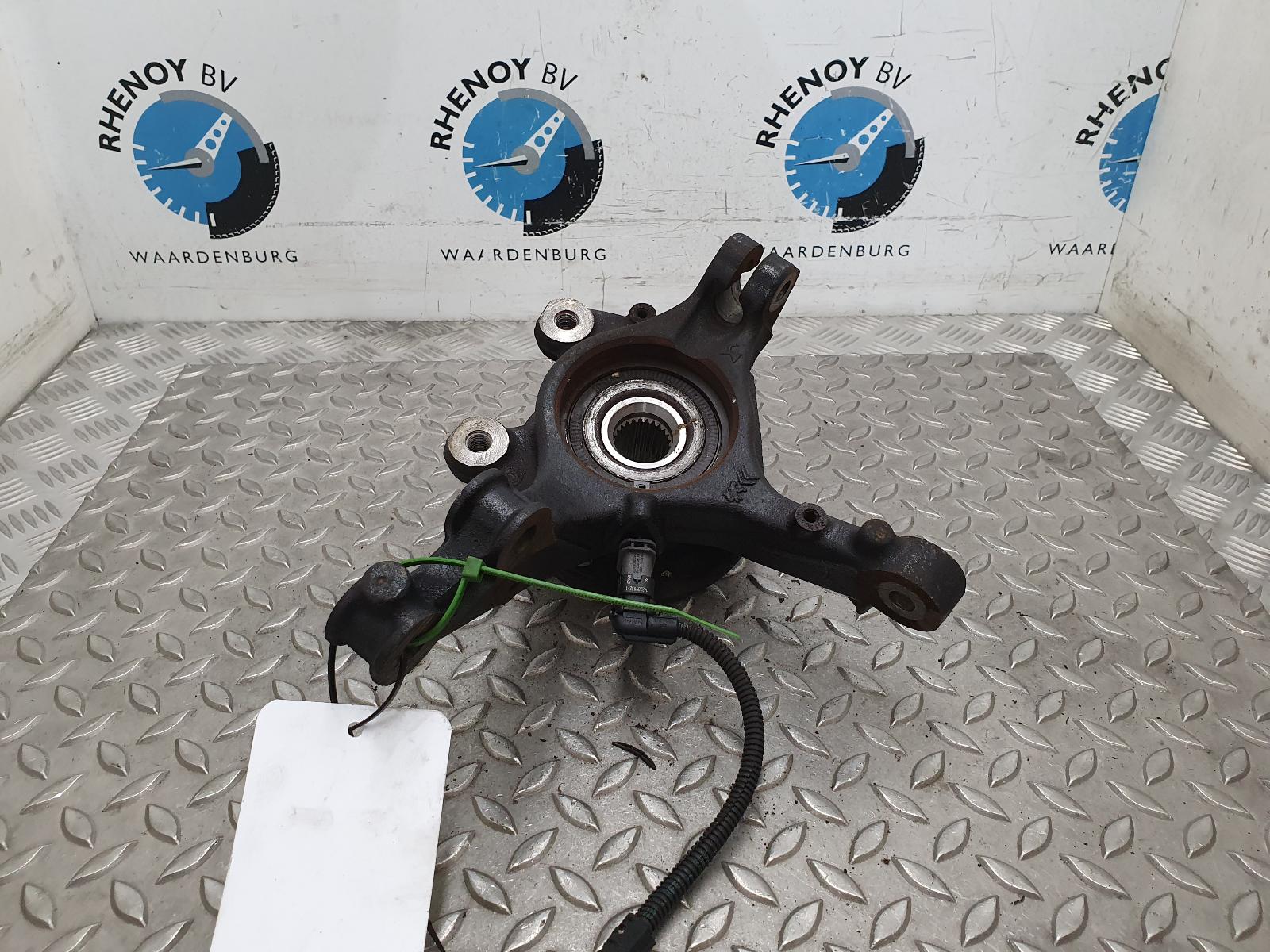Bekijk Auto-onderdeel FUSEE LV PEUGEOT 208 2020