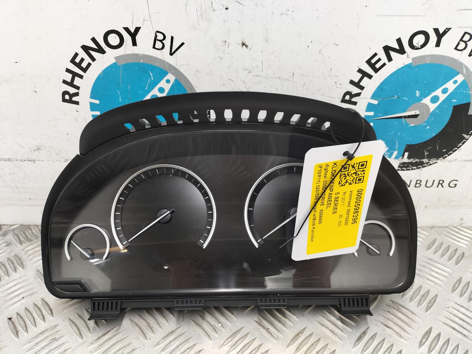 Bekijk Auto-onderdeel KLOKKENPANEEL BMW 5 SERIES 2011