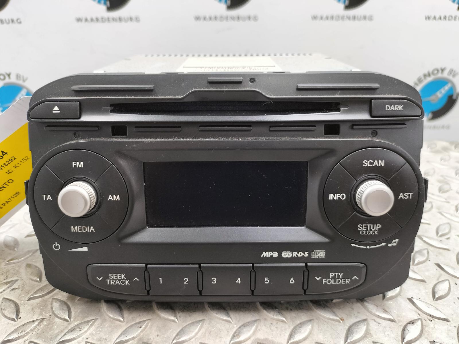 Bekijk Auto-onderdeel RADIO KIA PICANTO 2013