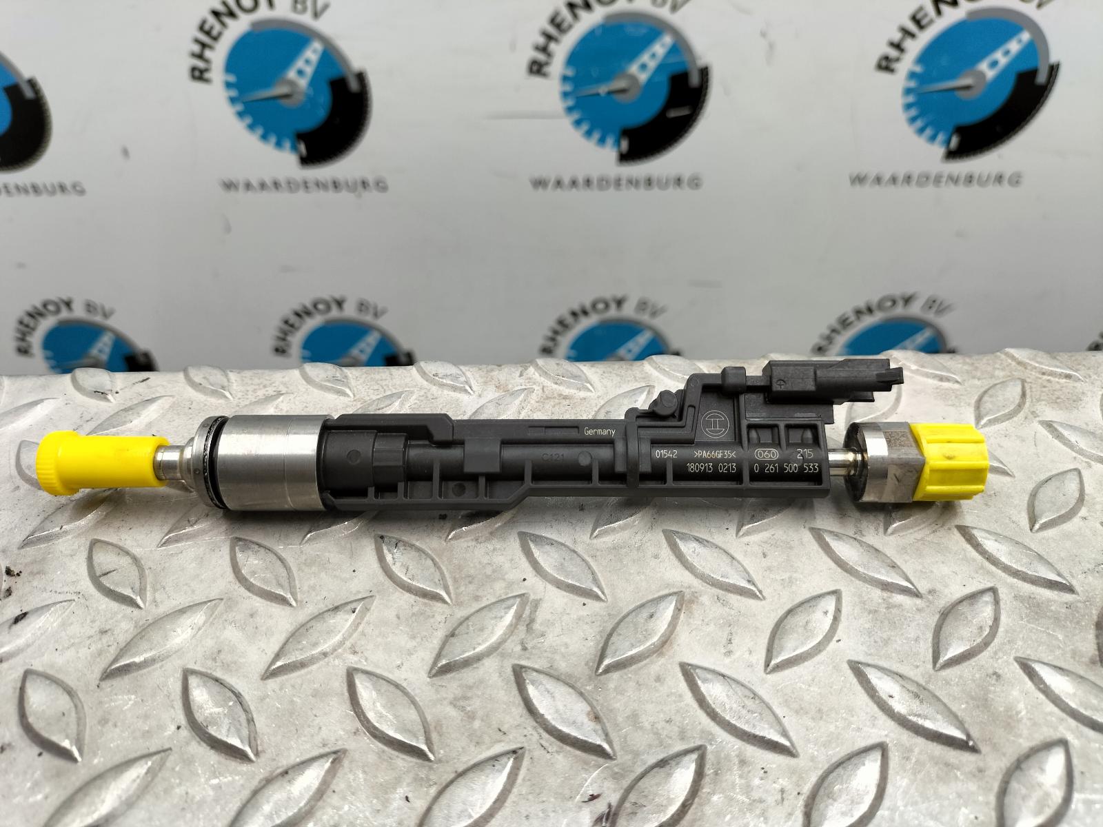 Bekijk Auto-onderdeel BRANDSTOF INJECTOR / VERSTUIVER BMW 3 SERIES 2018