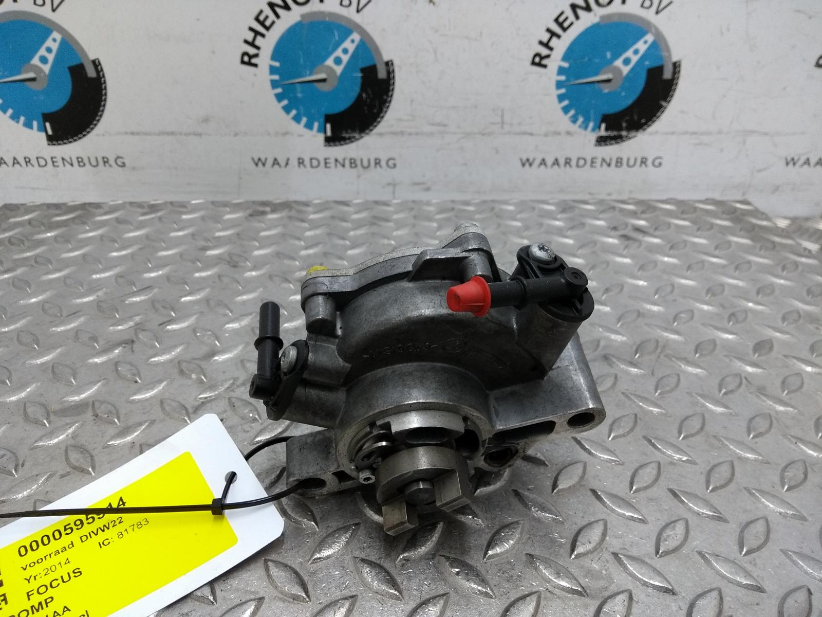 Bekijk Auto-onderdeel VACUUMPOMP FORD FOCUS 2014