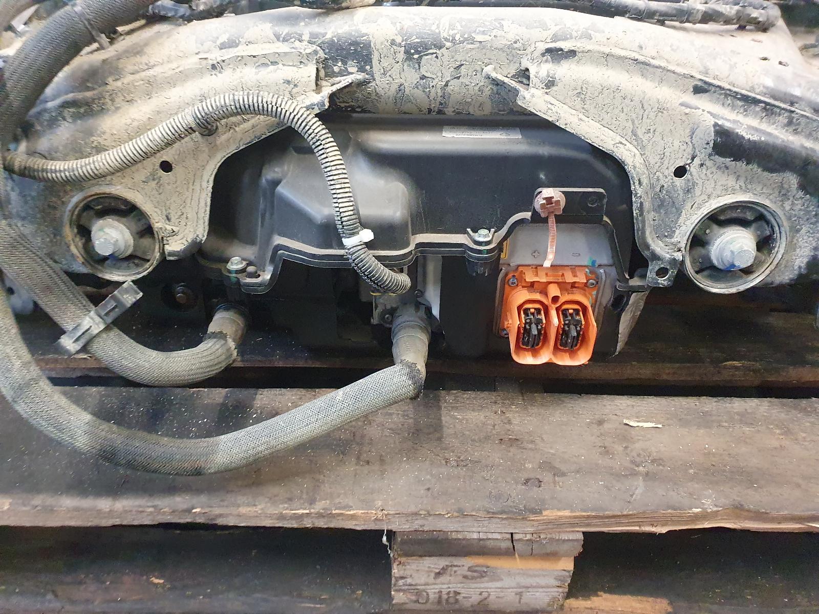 2020 LAND ROVER RANGE ROVER EVOQUE OPHANGING ACHTER COMPLEET View Auto part OPHANGING ACHTER COMPLEET LAND ROVER RANGE ROVER EVOQUE 2020
