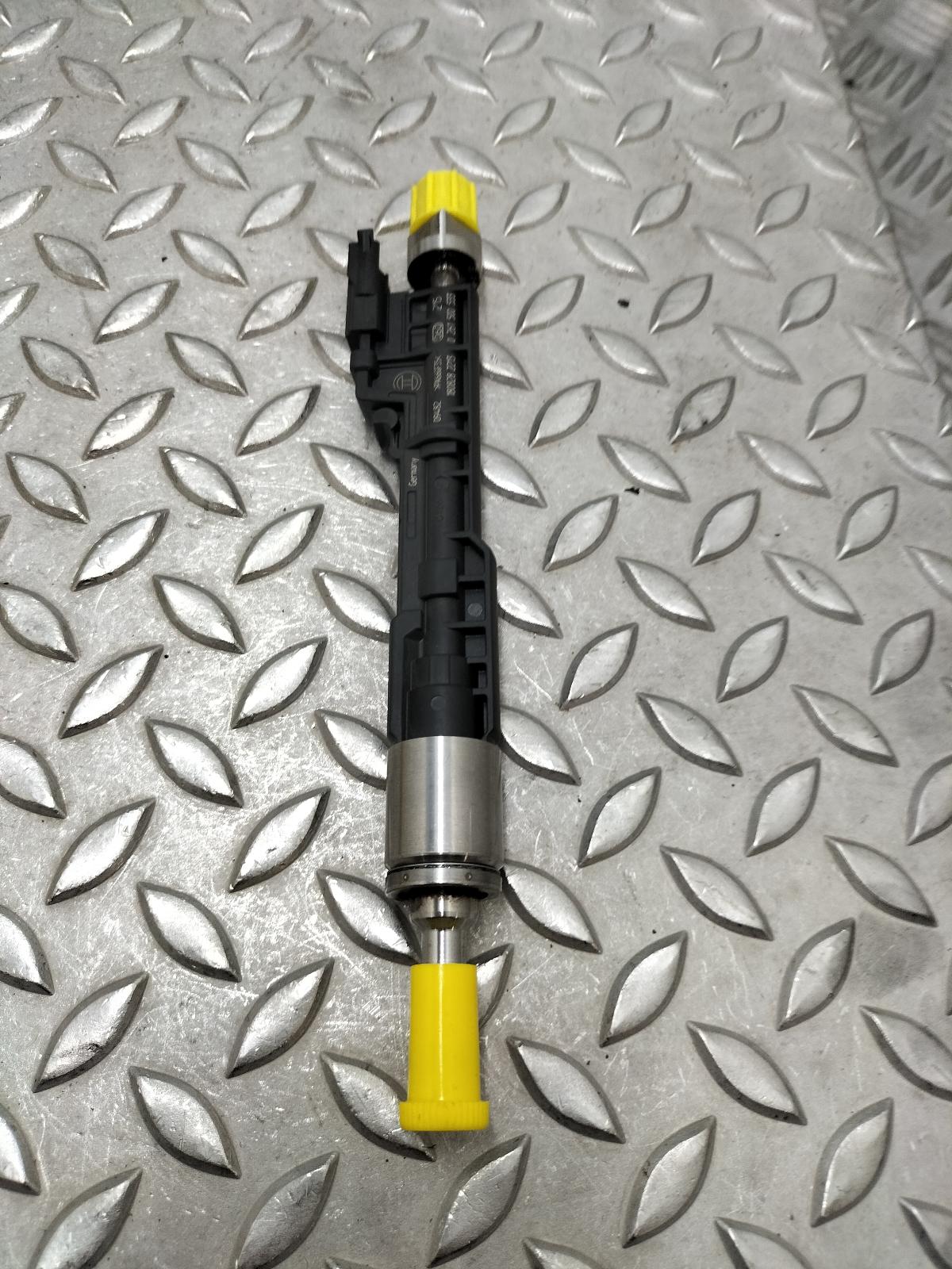 View Auto part BRANDSTOF INJECTOR / VERSTUIVER BMW X5 2016