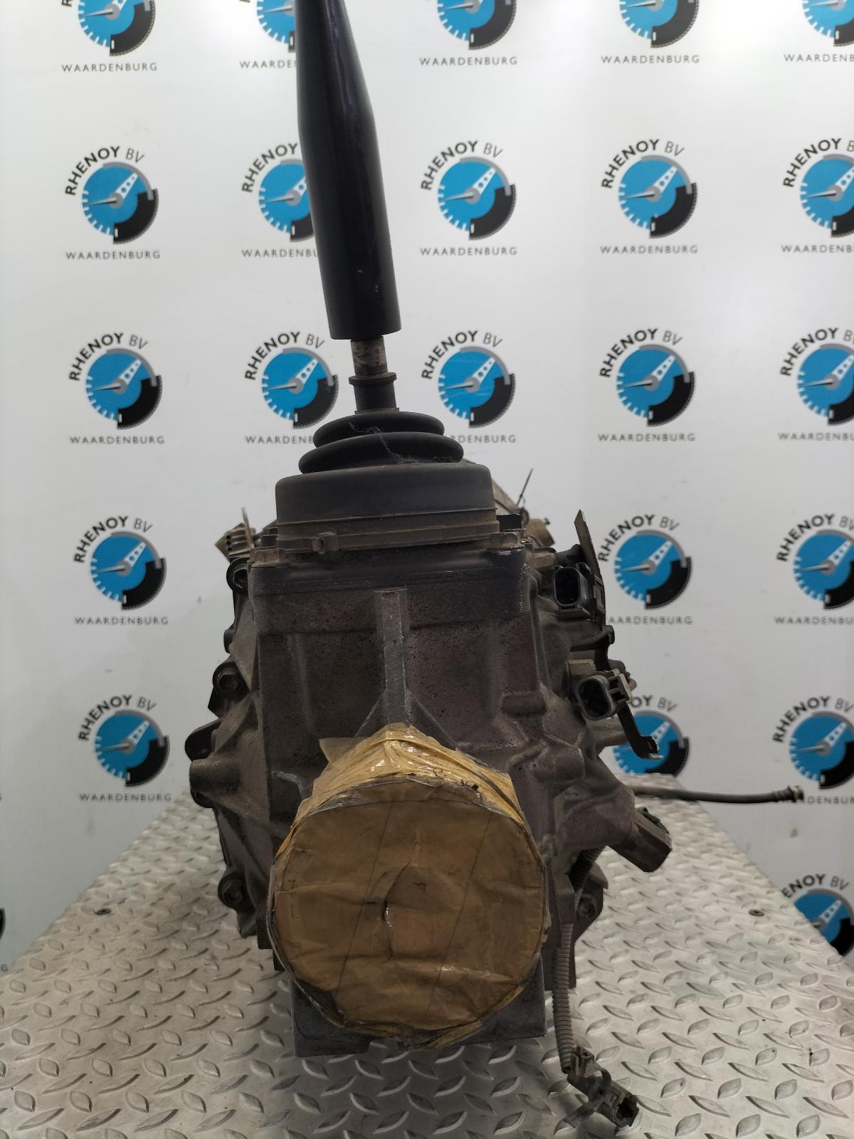 2009 NISSAN PATHFINDER TRANSMISSIE / VERSNELLINGSBAK View Auto part TRANSMISSIE / VERSNELLINGSBAK NISSAN PATHFINDER 2009