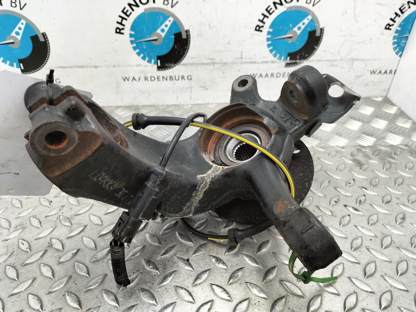 Bekijk Auto-onderdeel FUSEE LV CITROEN C1 2020