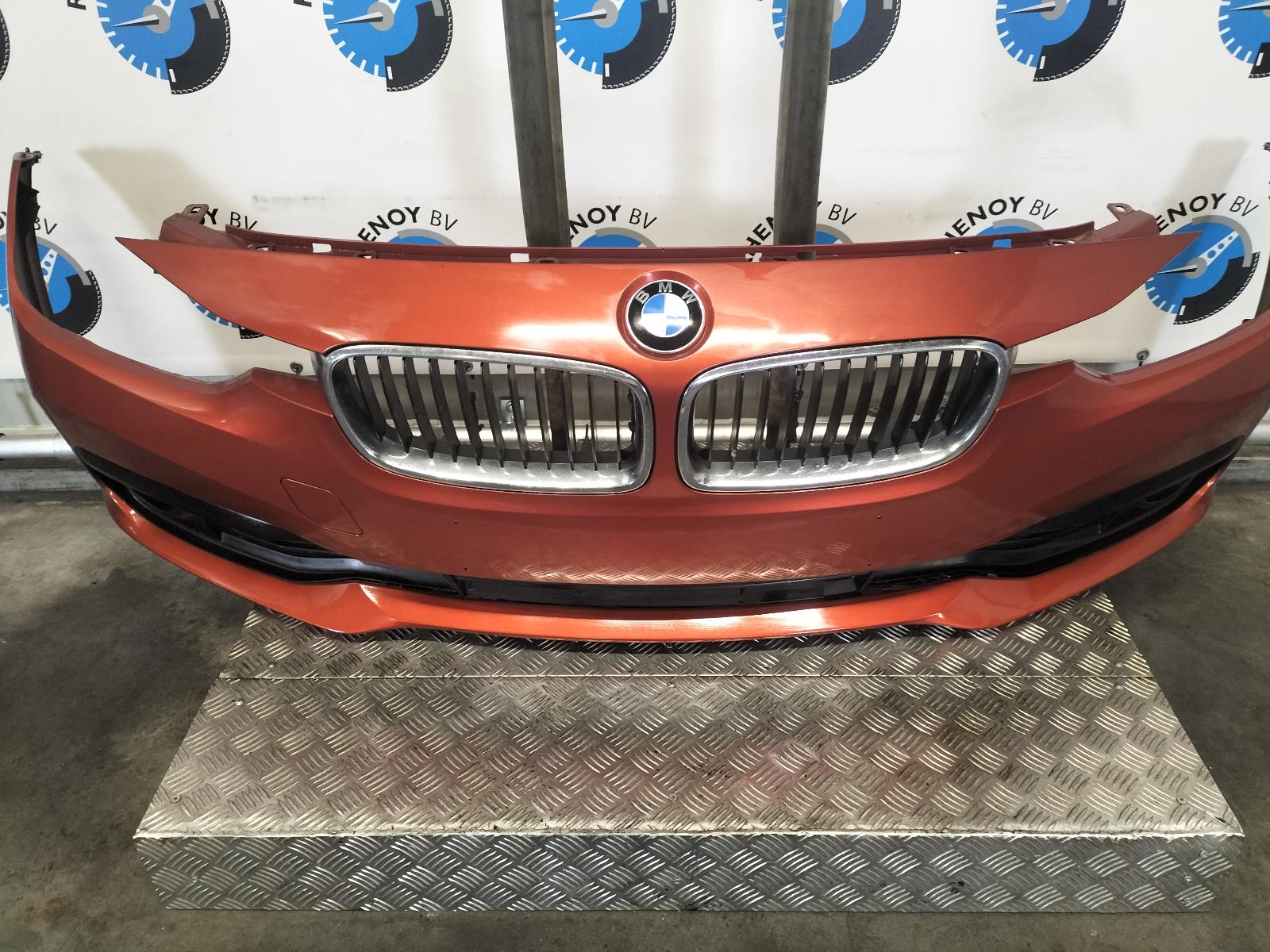 Bekijk Auto-onderdeel VOORBUMPER BMW 3 SERIES 2017