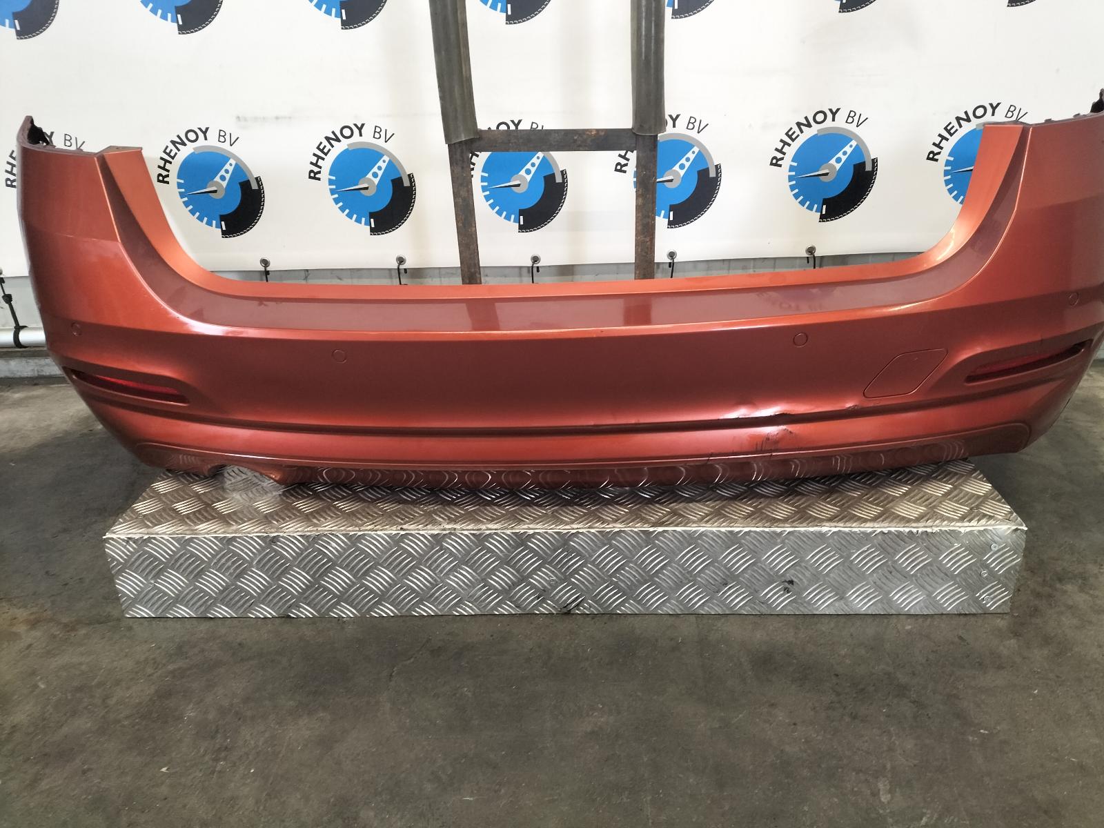 Bekijk Auto-onderdeel BUMPER ACHTER BMW 3 SERIES 2017