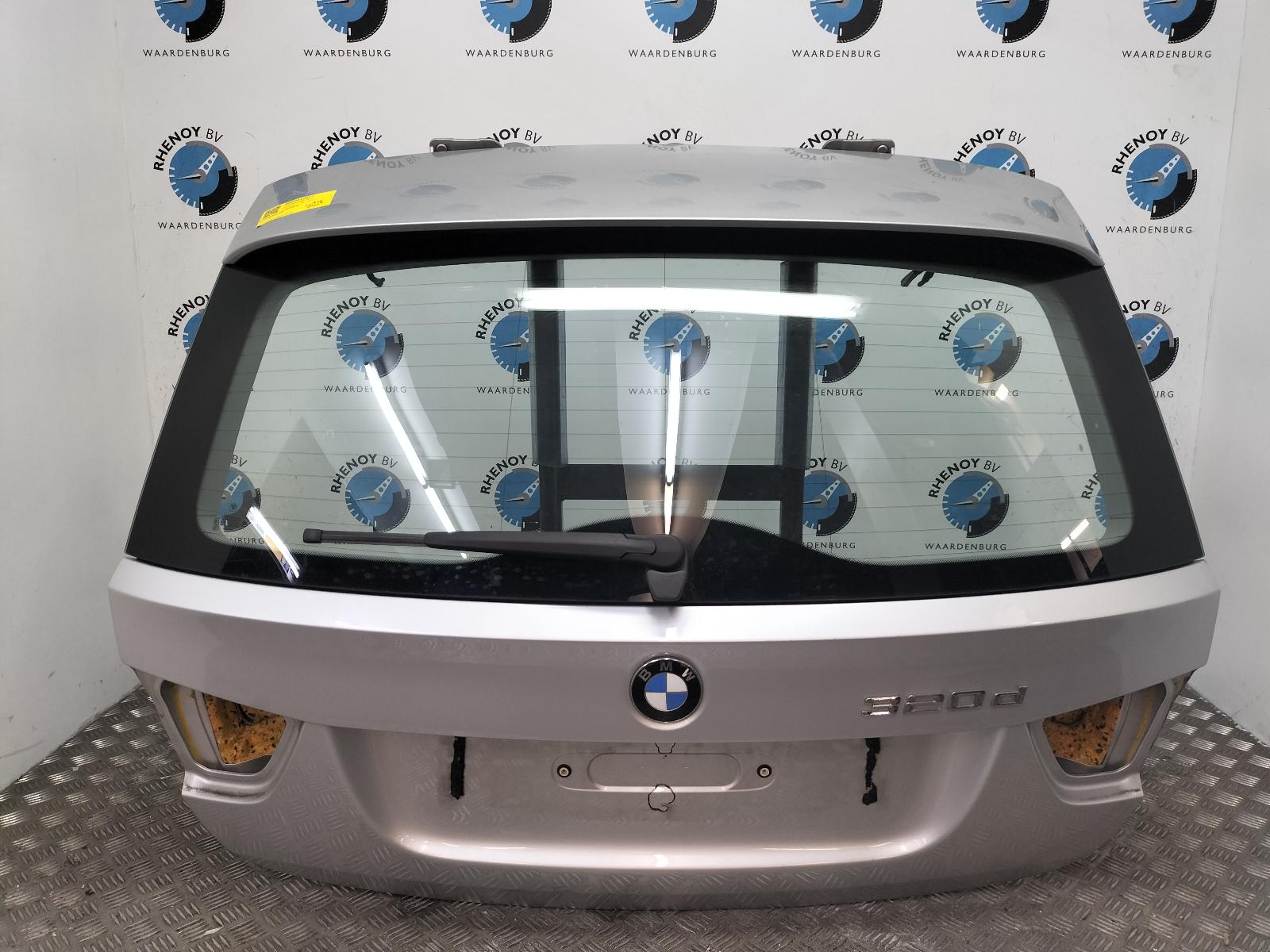 Bekijk Auto-onderdeel ACHTERKLEP BMW 3 SERIES 2009