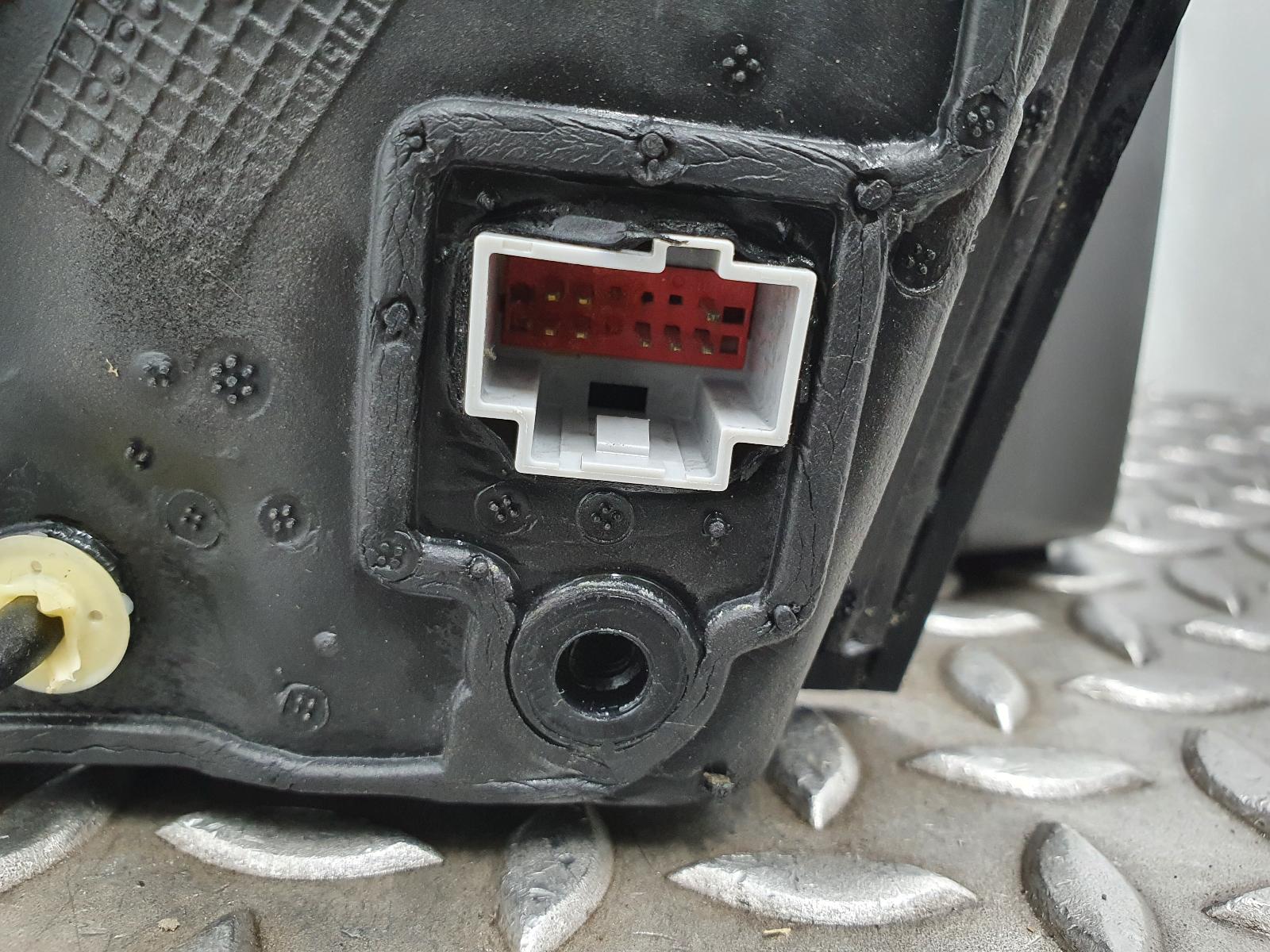 2016 FORD FOCUS SPIEGEL R View Auto part SPIEGEL R FORD FOCUS 2016