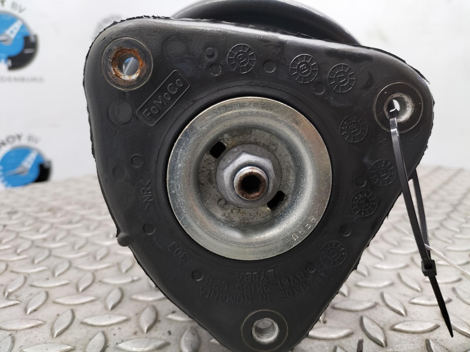 View Auto part VEERPOOT / SCHOKBREKER LV FORD FOCUS 2016