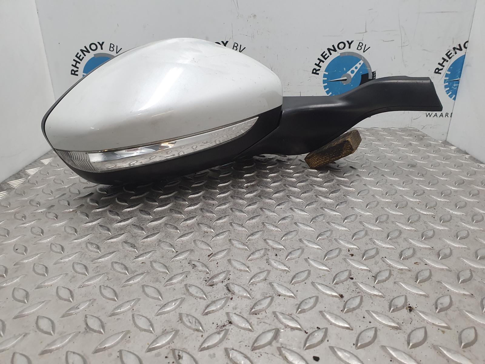 View Auto part SPIEGEL R PEUGEOT 2008 2017