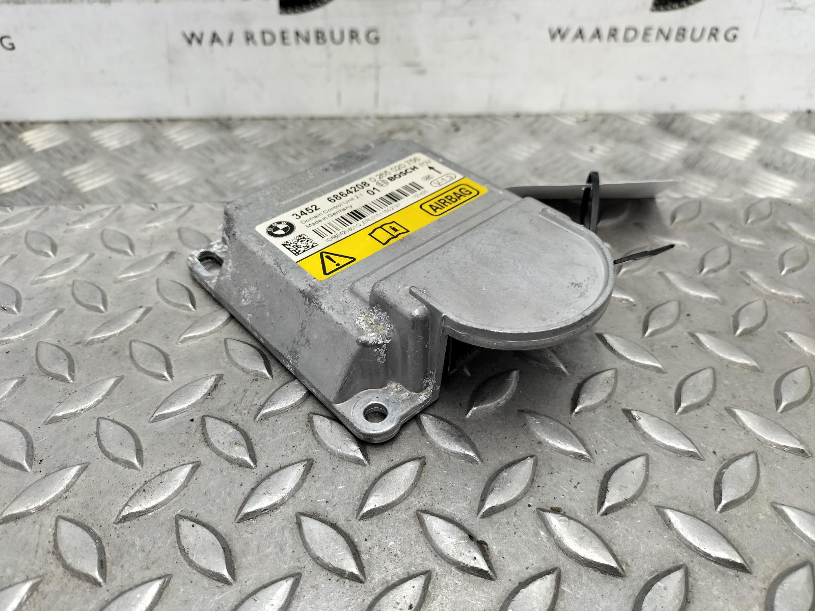 Bekijk Auto-onderdeel COMPUTER ECU BMW 3 SERIES 2015