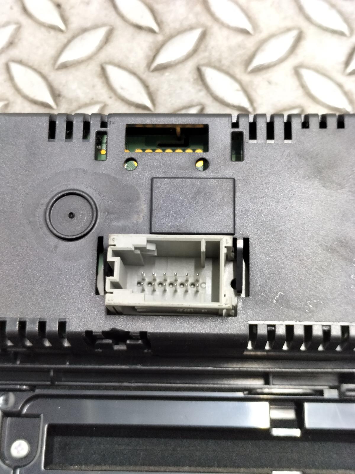 2012 BMW X3 NAVIGATIE View Auto part NAVIGATIE BMW X3 2012