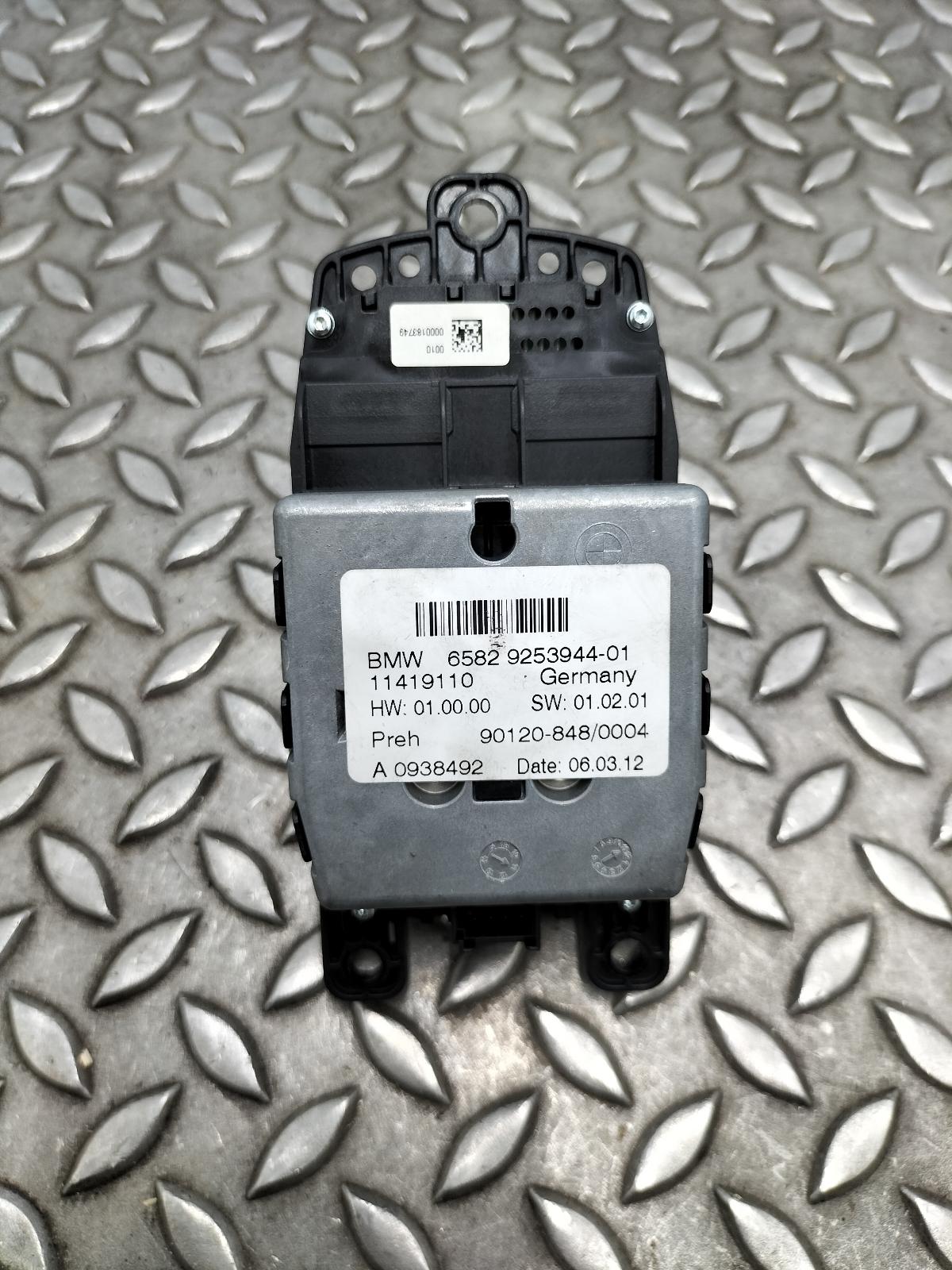 2012 BMW X3 NAVIGATIE View Auto part NAVIGATIE BMW X3 2012