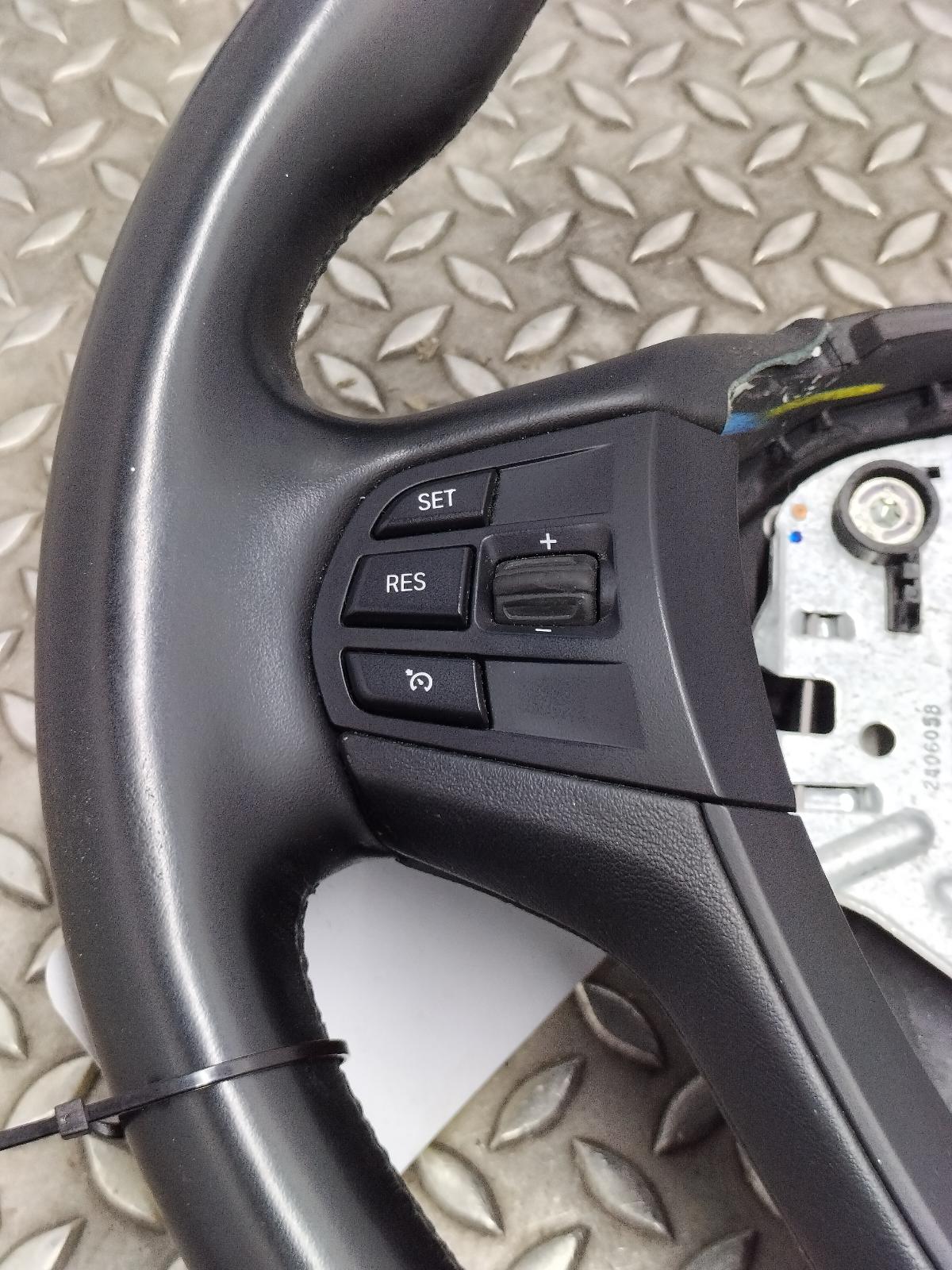 2012 BMW X3 STUURWIEL View Auto part STUURWIEL BMW X3 2012