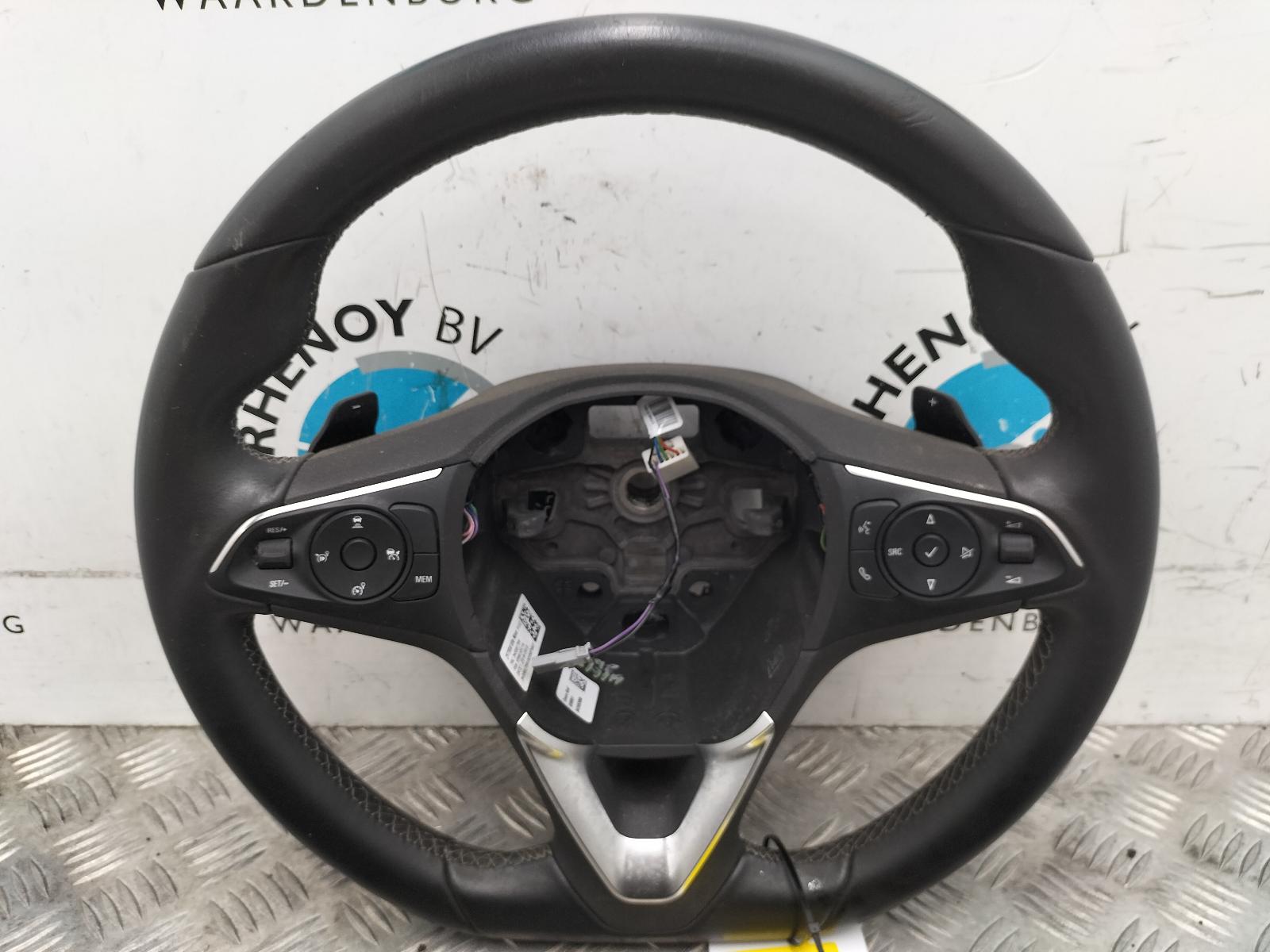 Bekijk Auto-onderdeel STUURWIEL OPEL / VAUXHALL GRANDLAND X 2020