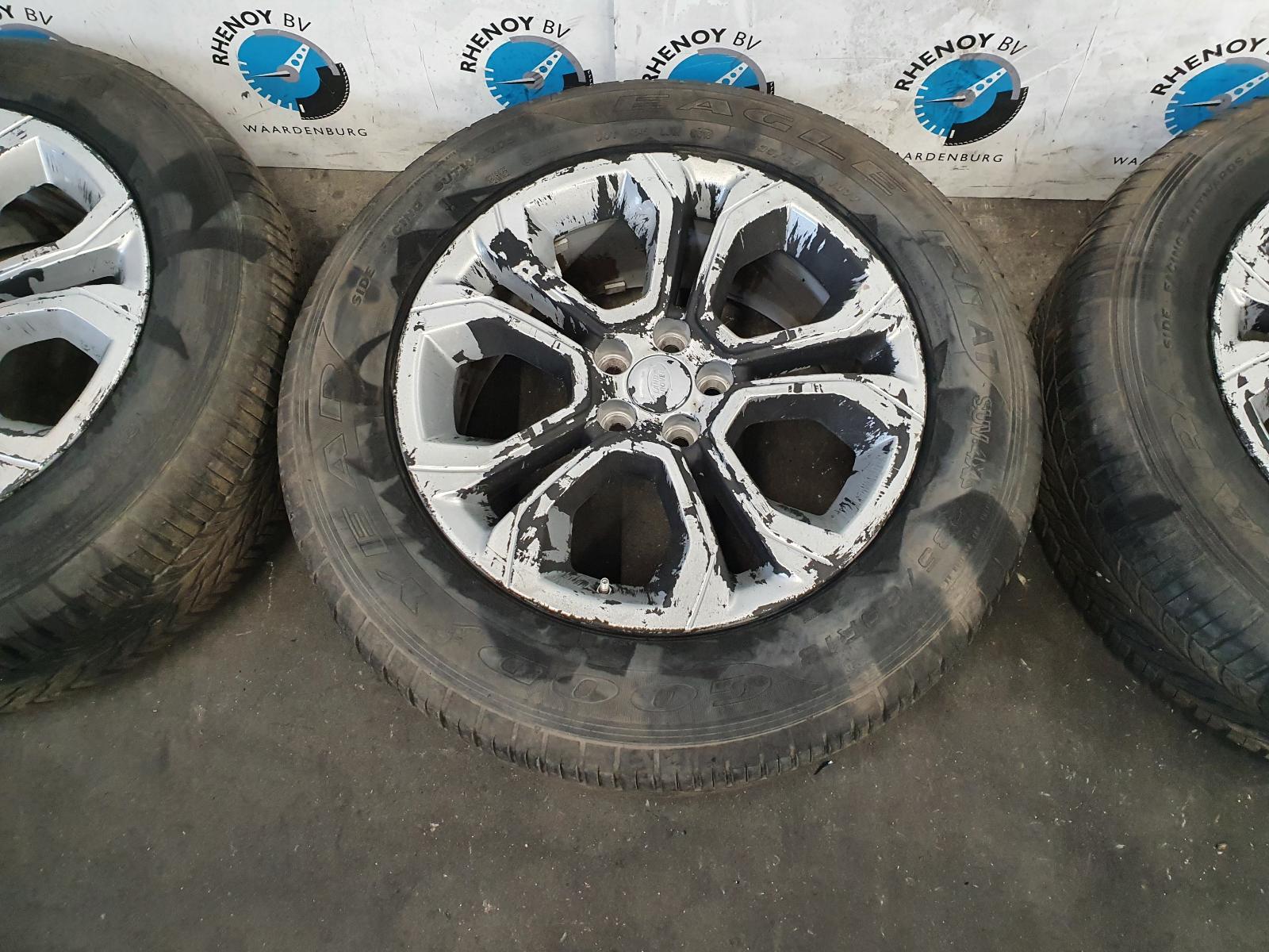 2020 LAND ROVER RANGE ROVER EVOQUE VELGEN SET View Auto part VELGEN SET LAND ROVER RANGE ROVER EVOQUE 2020