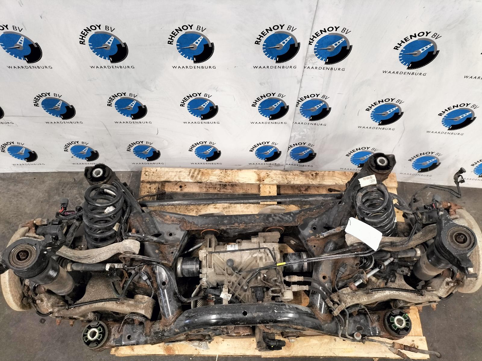 Bekijk Auto-onderdeel OPHANGING ACHTER COMPLEET LAND ROVER DISCOVERY SPORT 2015