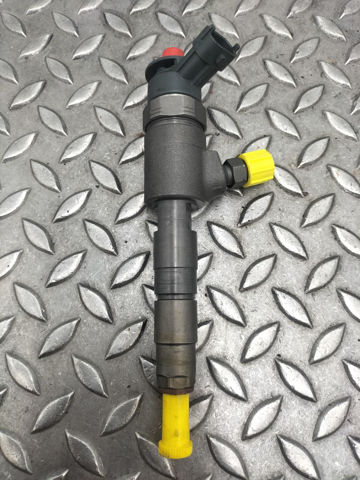 Bekijk Auto-onderdeel BRANDSTOF INJECTOR / VERSTUIVER FORD FOCUS 2015