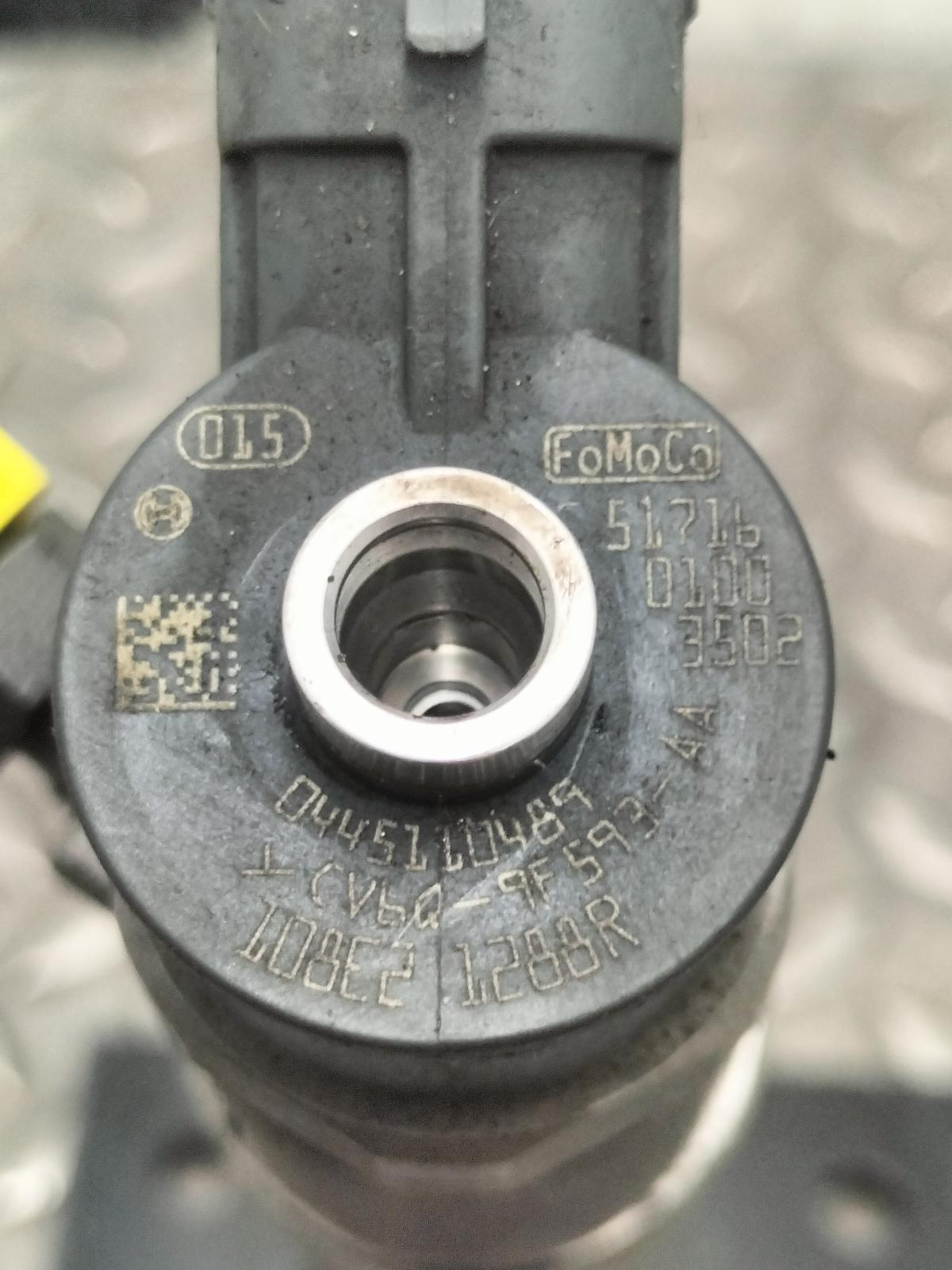 View Auto part BRANDSTOF INJECTOR / VERSTUIVER FORD FOCUS 2015