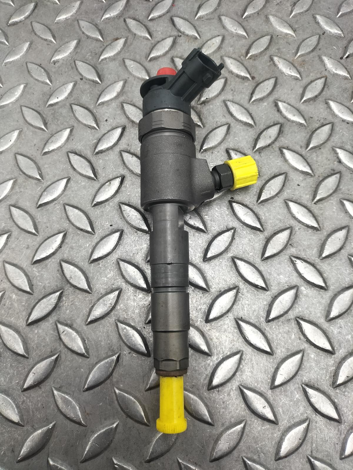 View Auto part BRANDSTOF INJECTOR / VERSTUIVER FORD FOCUS 2015