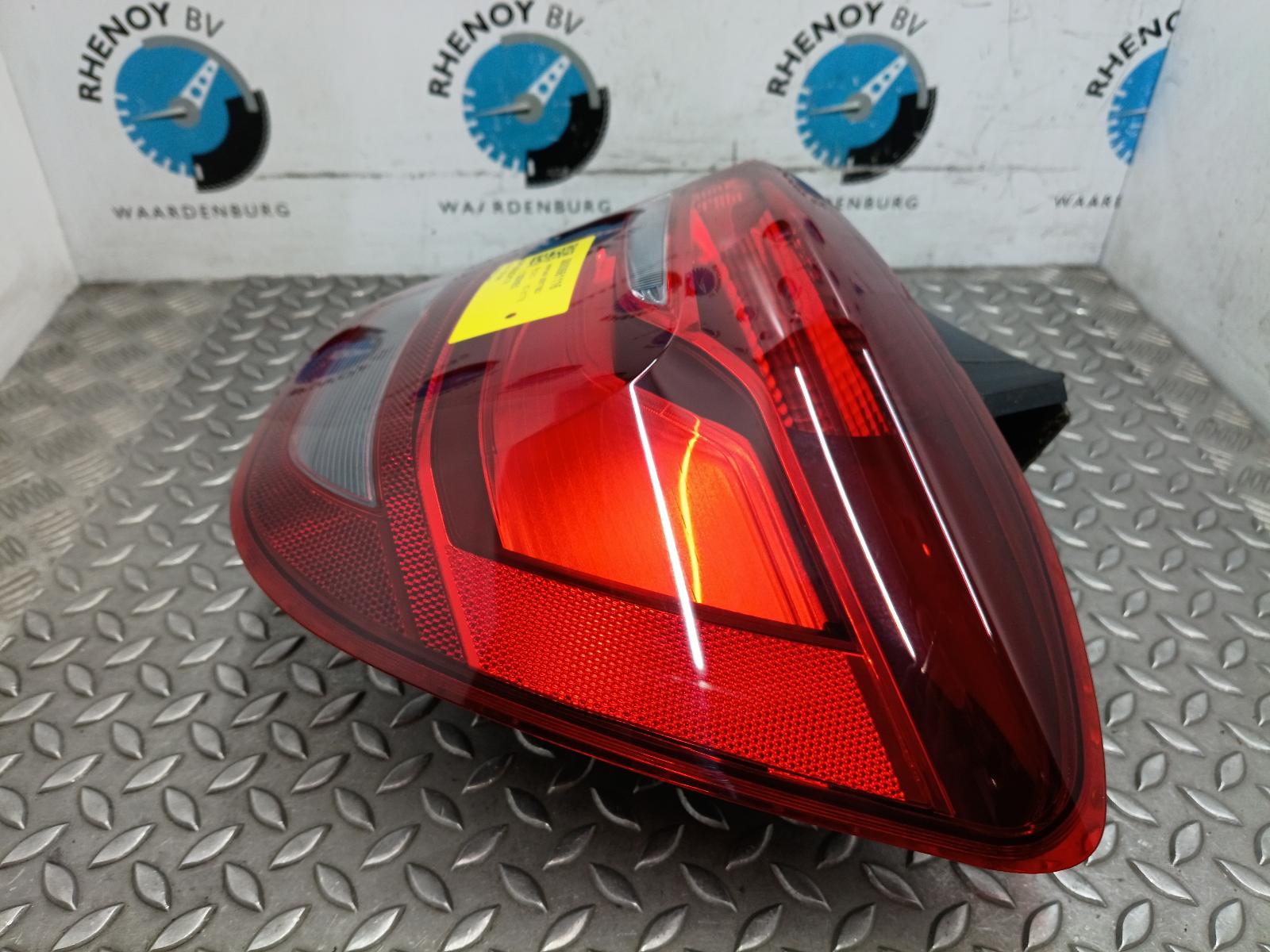 View Auto part ACHTERLICHT R BMW 1 SERIES 2012