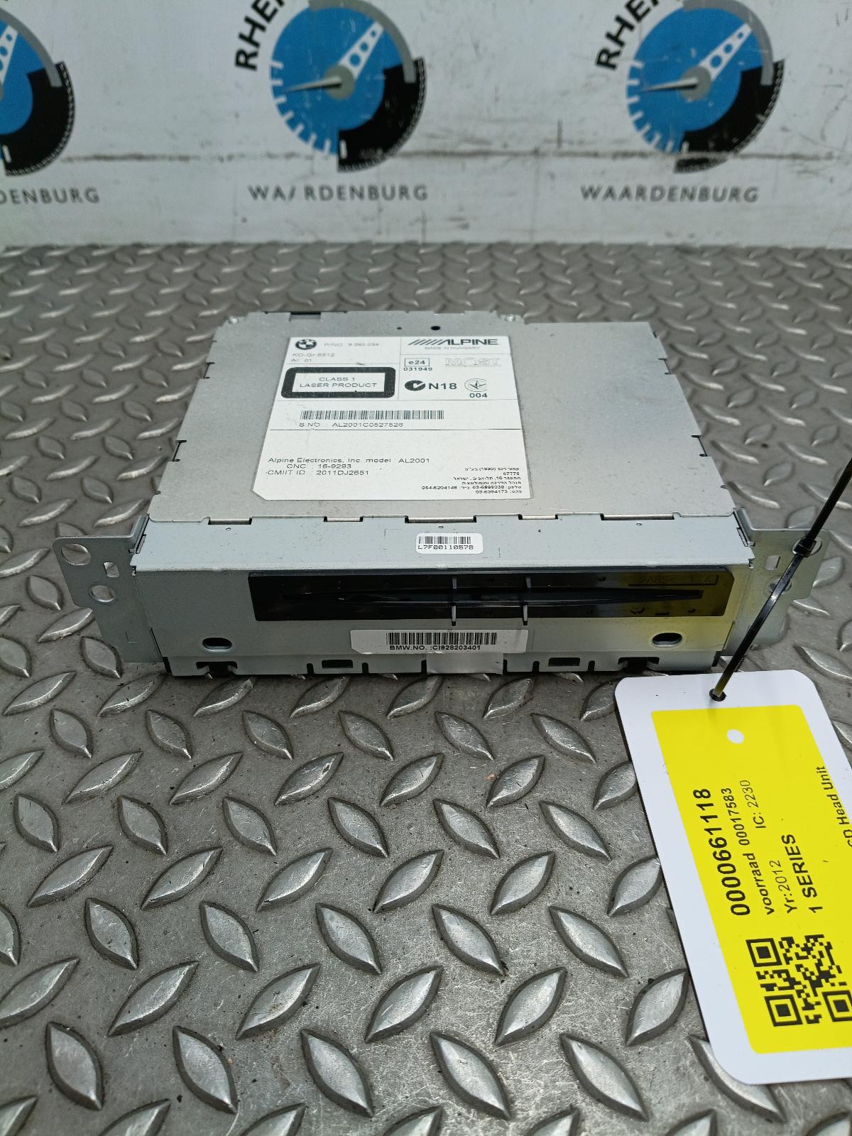 Bekijk Auto-onderdeel RADIO BMW 1 SERIES 2012