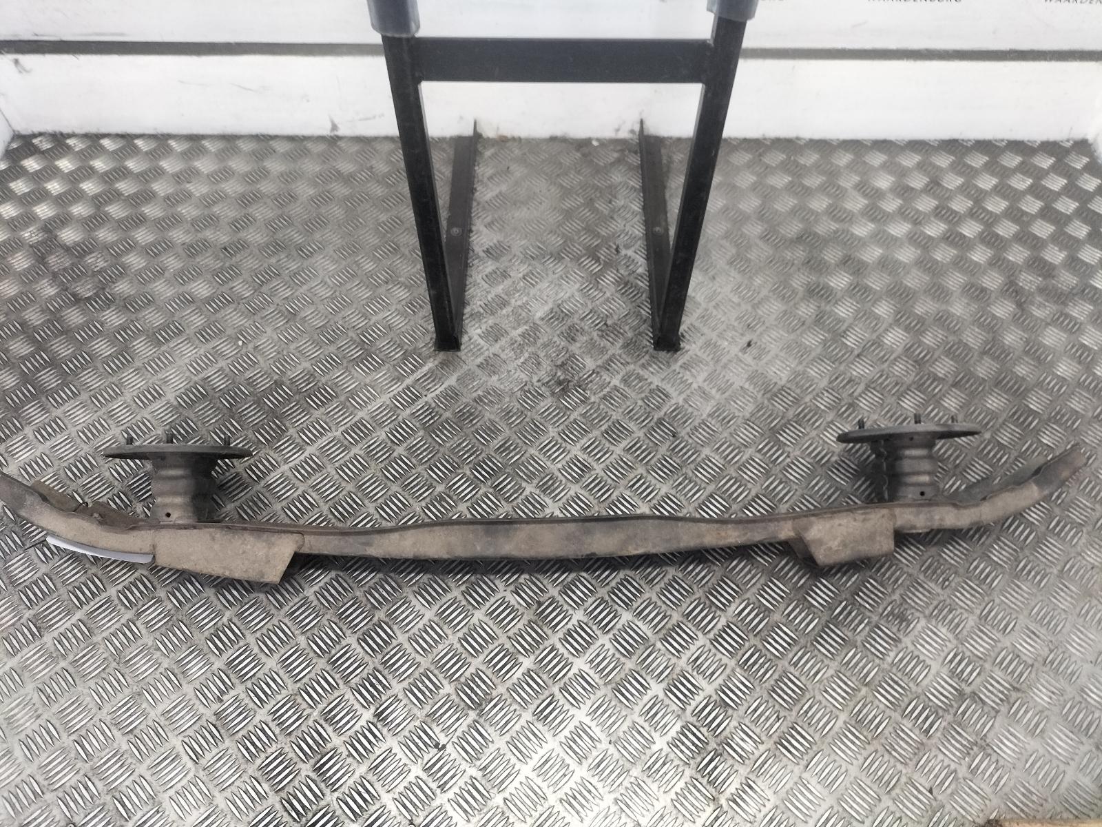 2004 BMW Z4 BUMPERBALK ACHTER View Auto part BUMPERBALK ACHTER BMW Z4 2004