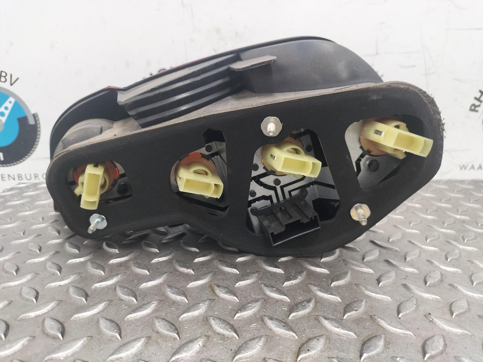 2004 BMW Z4 ACHTERLICHT L View Auto part ACHTERLICHT L BMW Z4 2004
