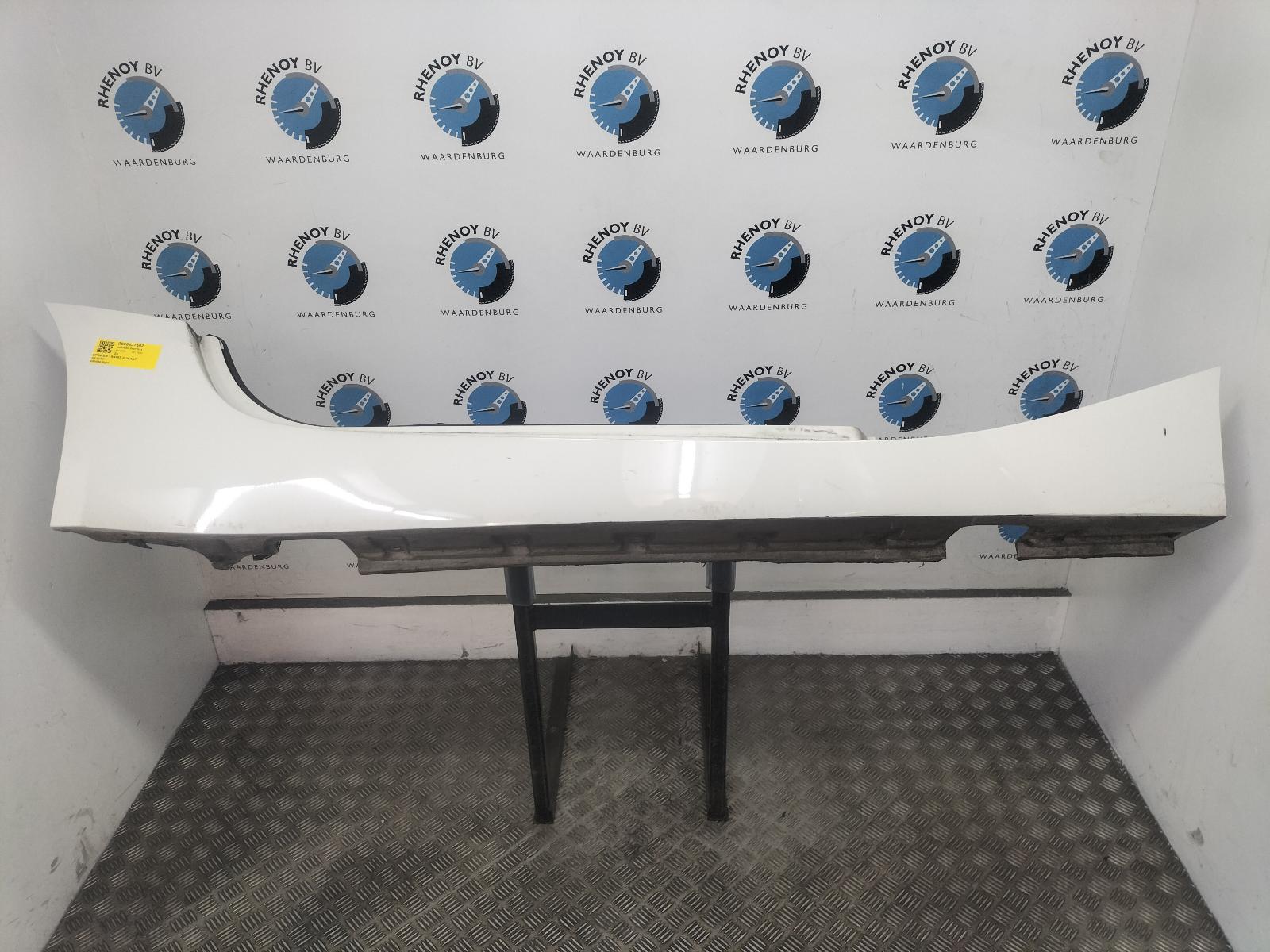 Bekijk Auto-onderdeel SPOILER / SKIRT ZIJKANT BMW Z4 2004