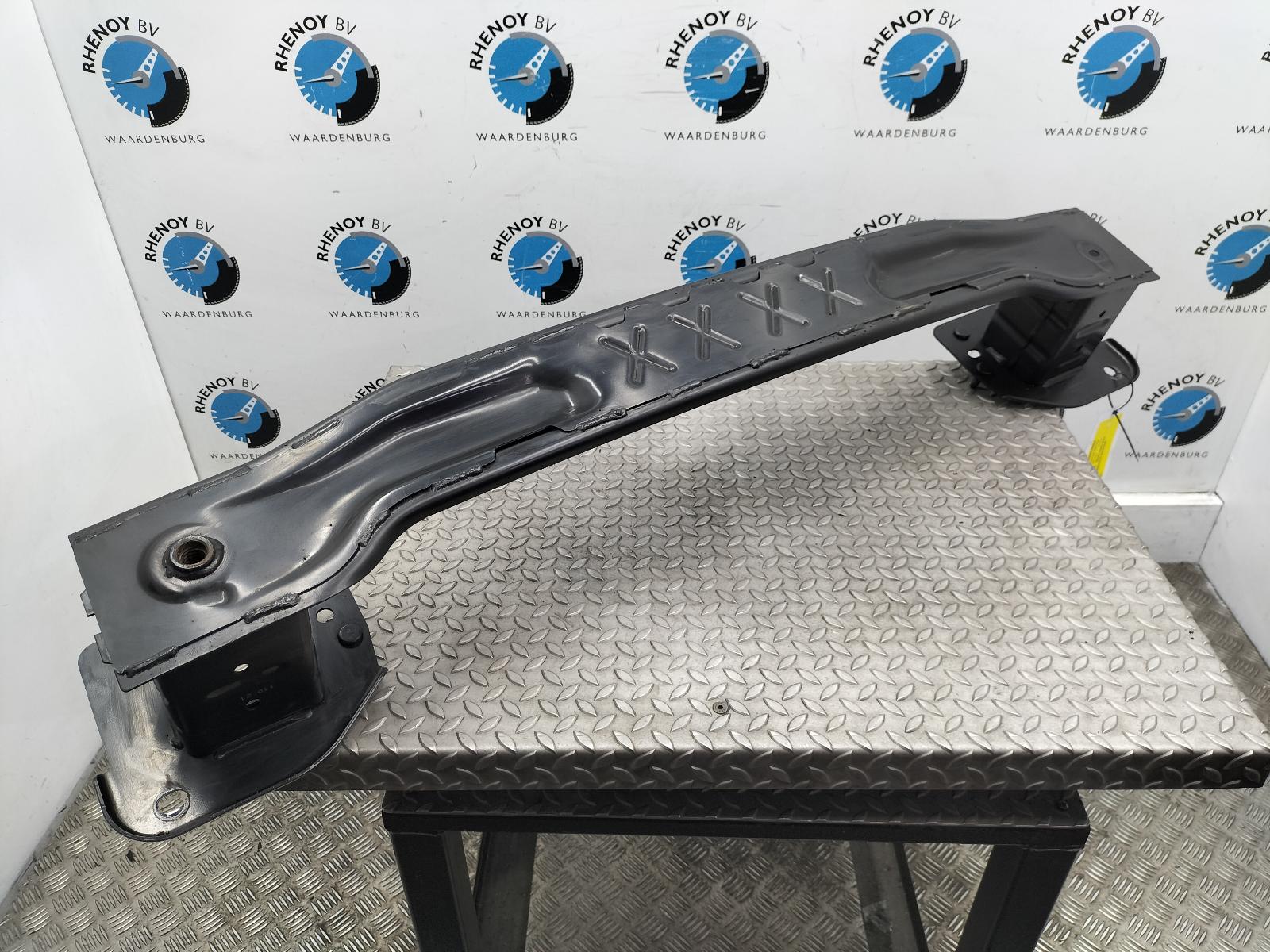 Bekijk Auto-onderdeel BUMPERBALK ACHTER FORD MUSTANG SUV 2021