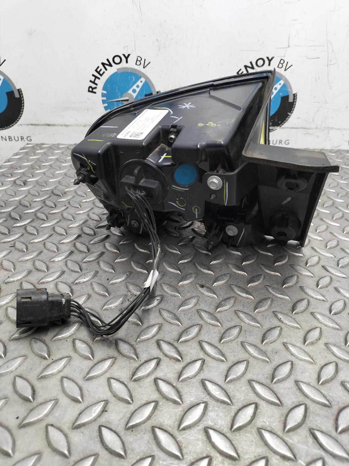 2021 FORD MUSTANG SUV ACHTERLICHT R View Auto part ACHTERLICHT R FORD MUSTANG SUV 2021