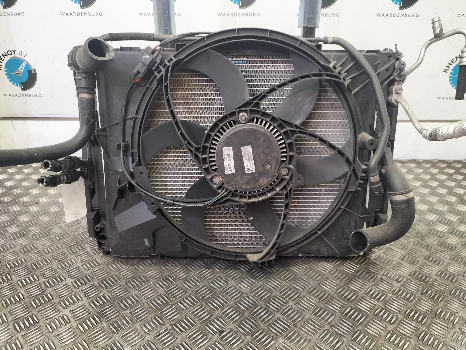 2005 BMW 3 SERIES Radiator Pack View Auto part Radiator Pack BMW 3 SERIES 2005