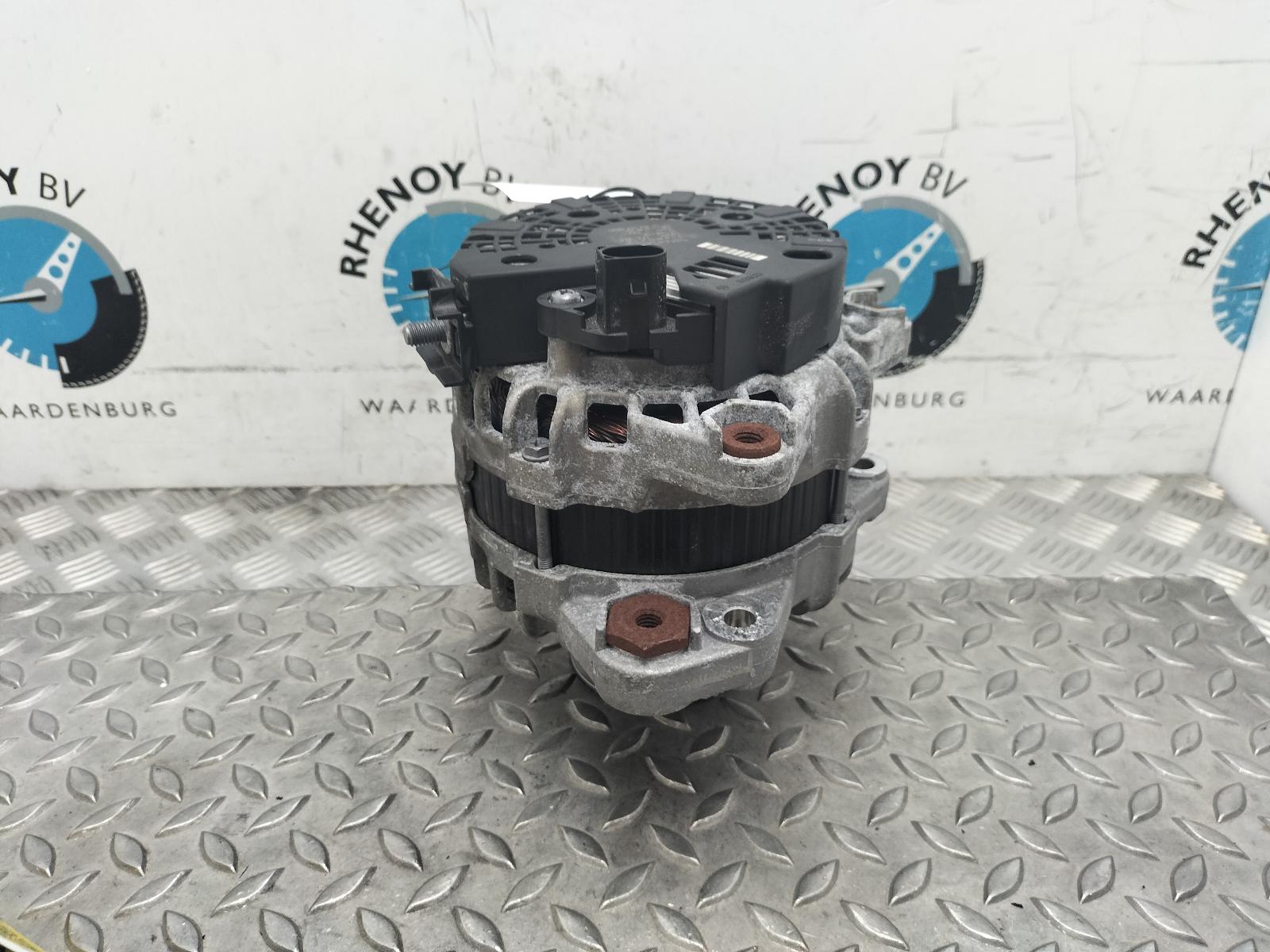 View Auto part Alternator VOLVO XC90 2021