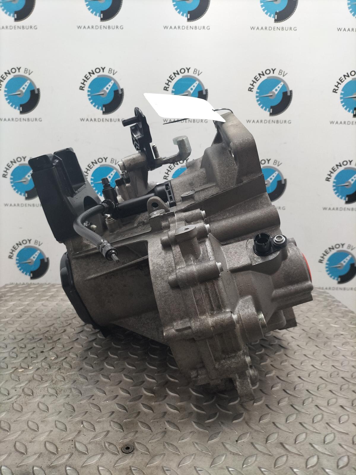 View Auto part TRANSMISSIE / VERSNELLINGSBAK SKODA FABIA 2020