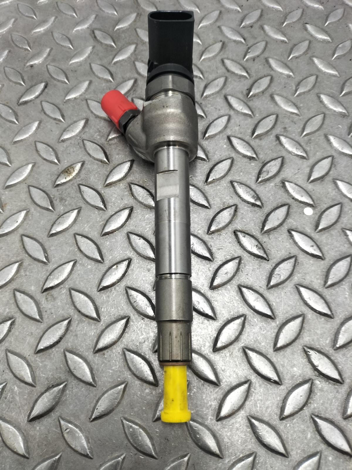 Bekijk Auto-onderdeel BRANDSTOF INJECTOR / VERSTUIVER BMW X1 2020