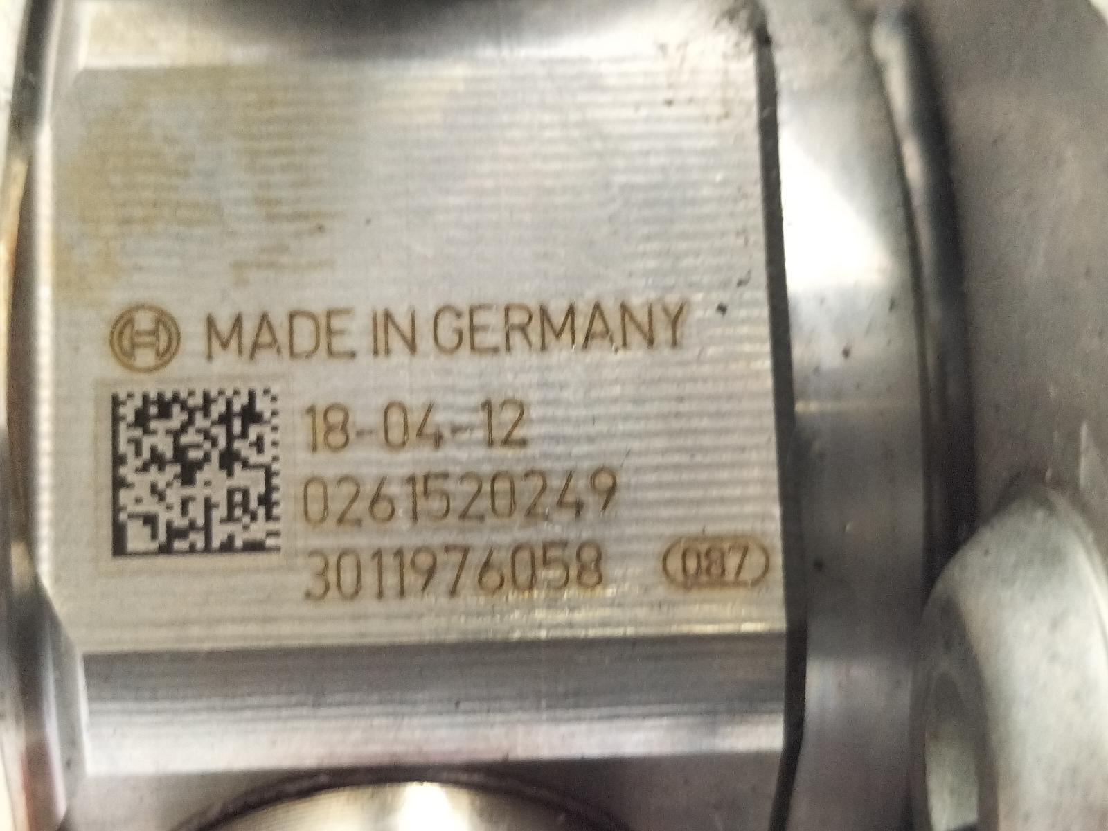 View Auto part BRANDSTOF POMP VOOR DE INJECTOR BMW 2 SERIES GRAN TOURER 2019