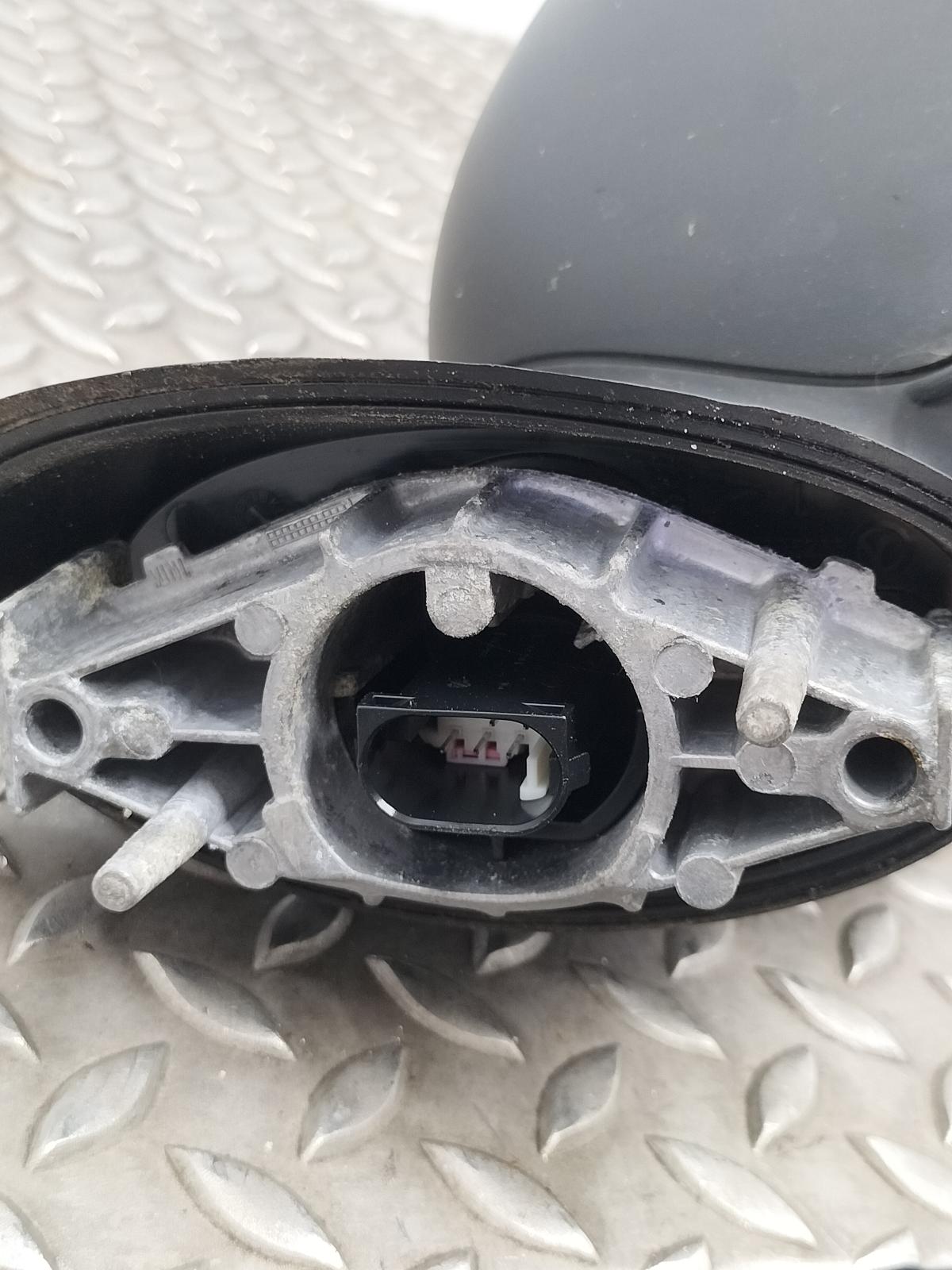 View Auto part SPIEGEL L MINI (BMW) MINI 2012