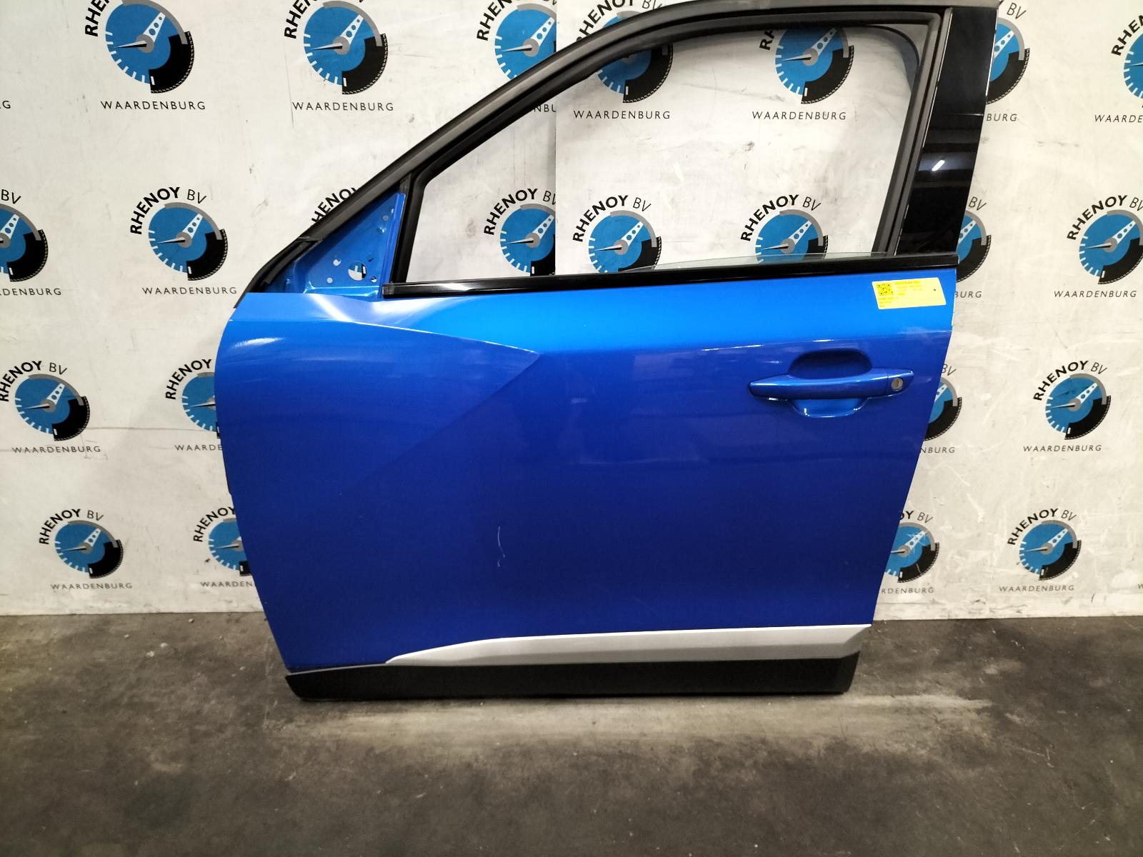 Bekijk Auto-onderdeel PORTIER LV  PEUGEOT 2008 2023