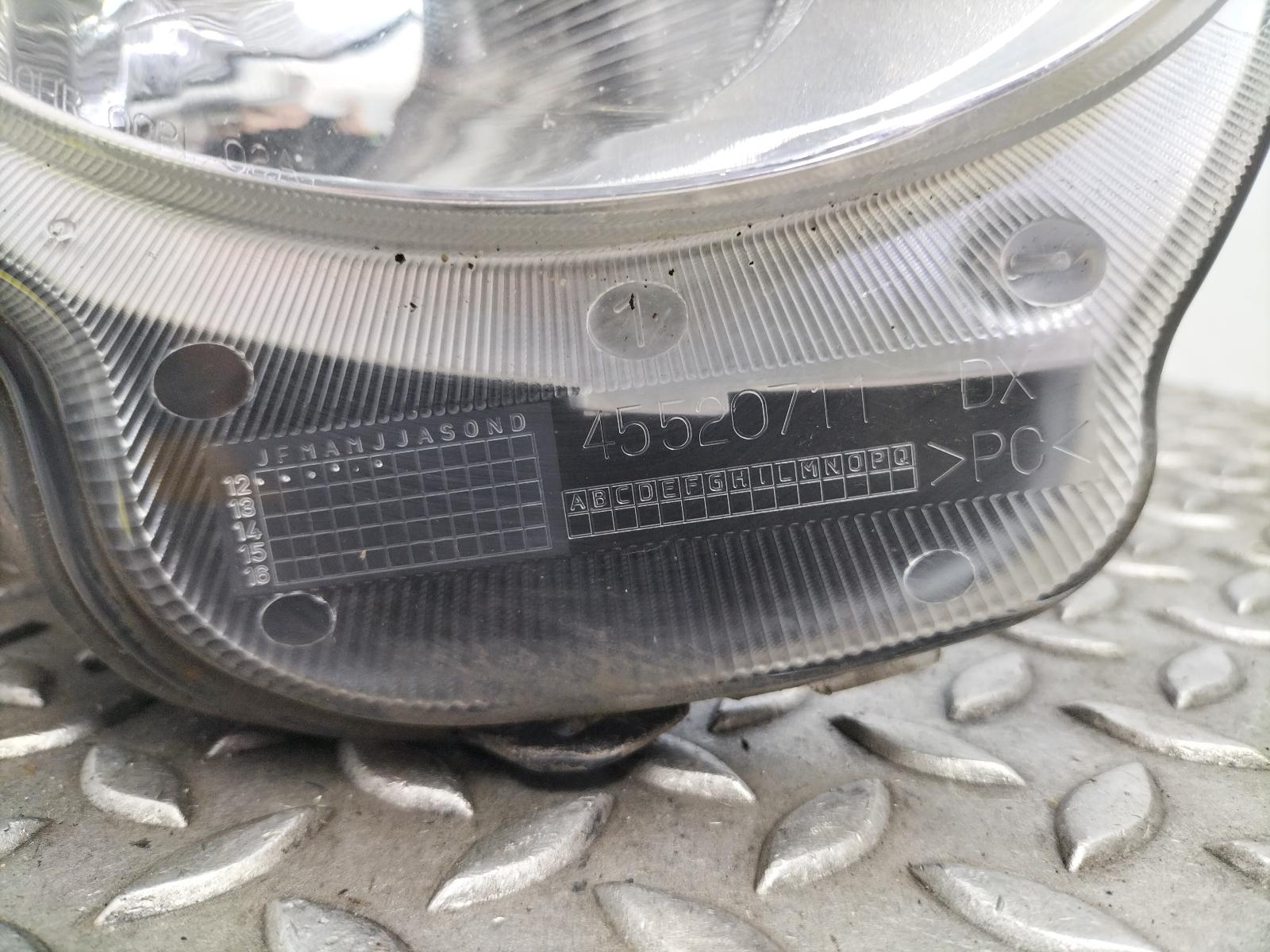 2012 FIAT 500 KOPLAMP R View Auto part KOPLAMP R FIAT 500 2012