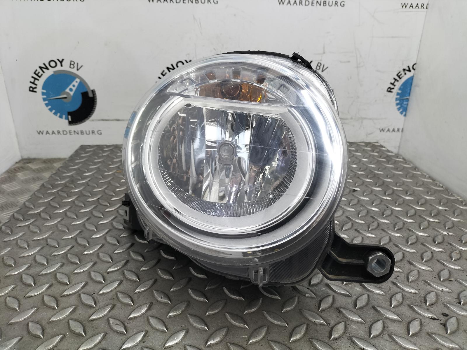 Bekijk Auto-onderdeel KOPLAMP R FIAT 500 2012