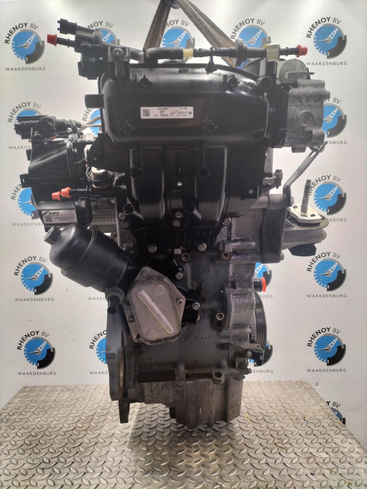 View Auto part MOTOR FIAT 500 2012