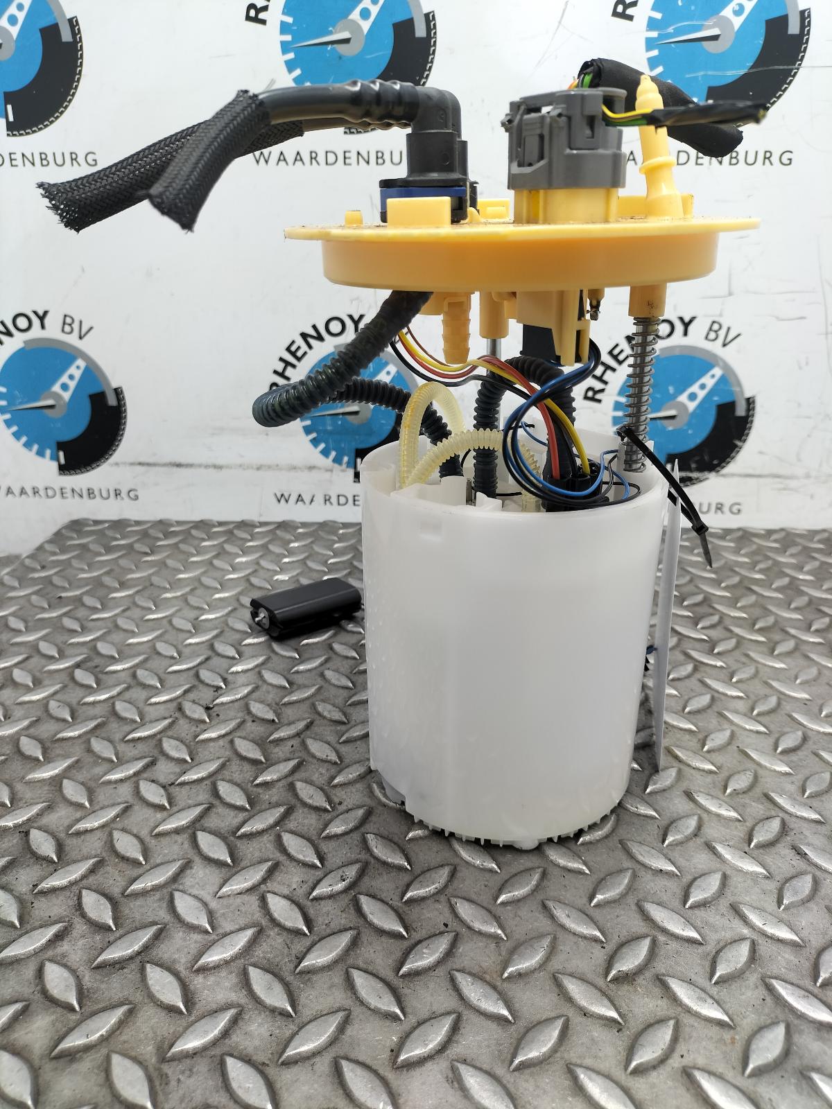 2020 FORD KUGA BRANDSTOF POMP (IN TANK) View Auto part BRANDSTOF POMP (IN TANK) FORD KUGA 2020