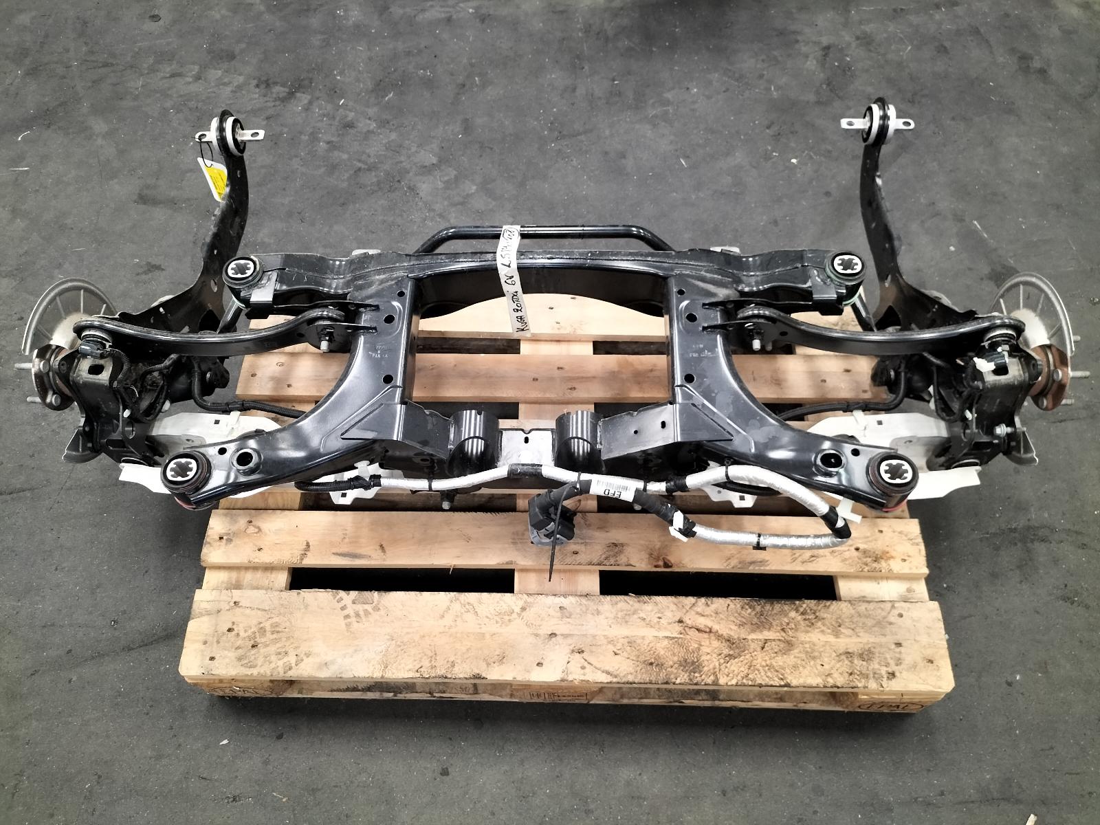 Bekijk Auto-onderdeel OPHANGING ACHTER COMPLEET FORD KUGA 2020