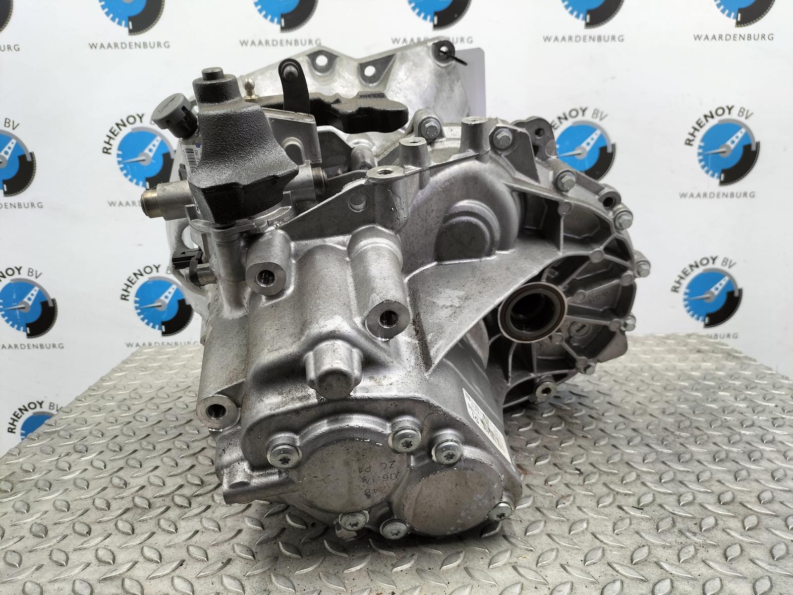2014 FORD FOCUS TRANSMISSIE / VERSNELLINGSBAK View Auto part TRANSMISSIE / VERSNELLINGSBAK FORD FOCUS 2014