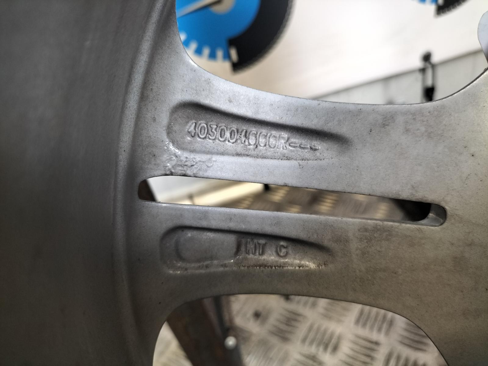 View Auto part VELG RENAULT CLIO 2015