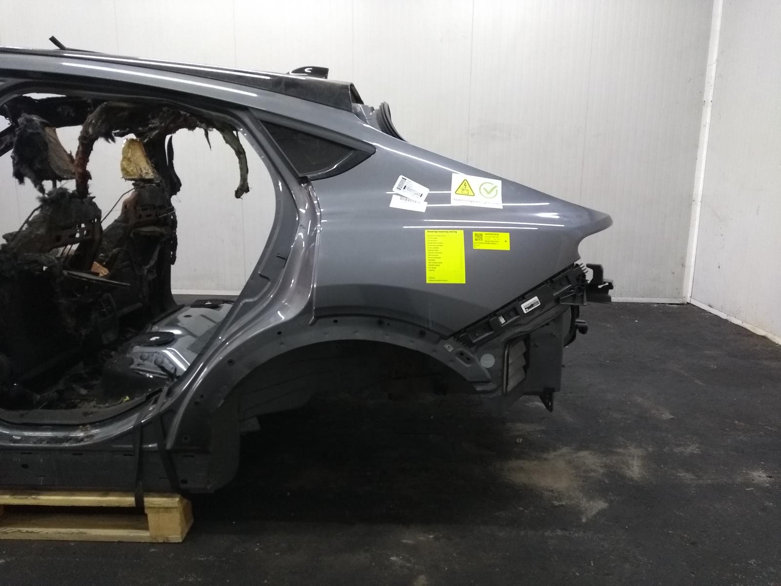 2021 FORD MUSTANG SUV ACHTERSCHERM HOEK L View Auto part ACHTERSCHERM HOEK L FORD MUSTANG SUV 2021
