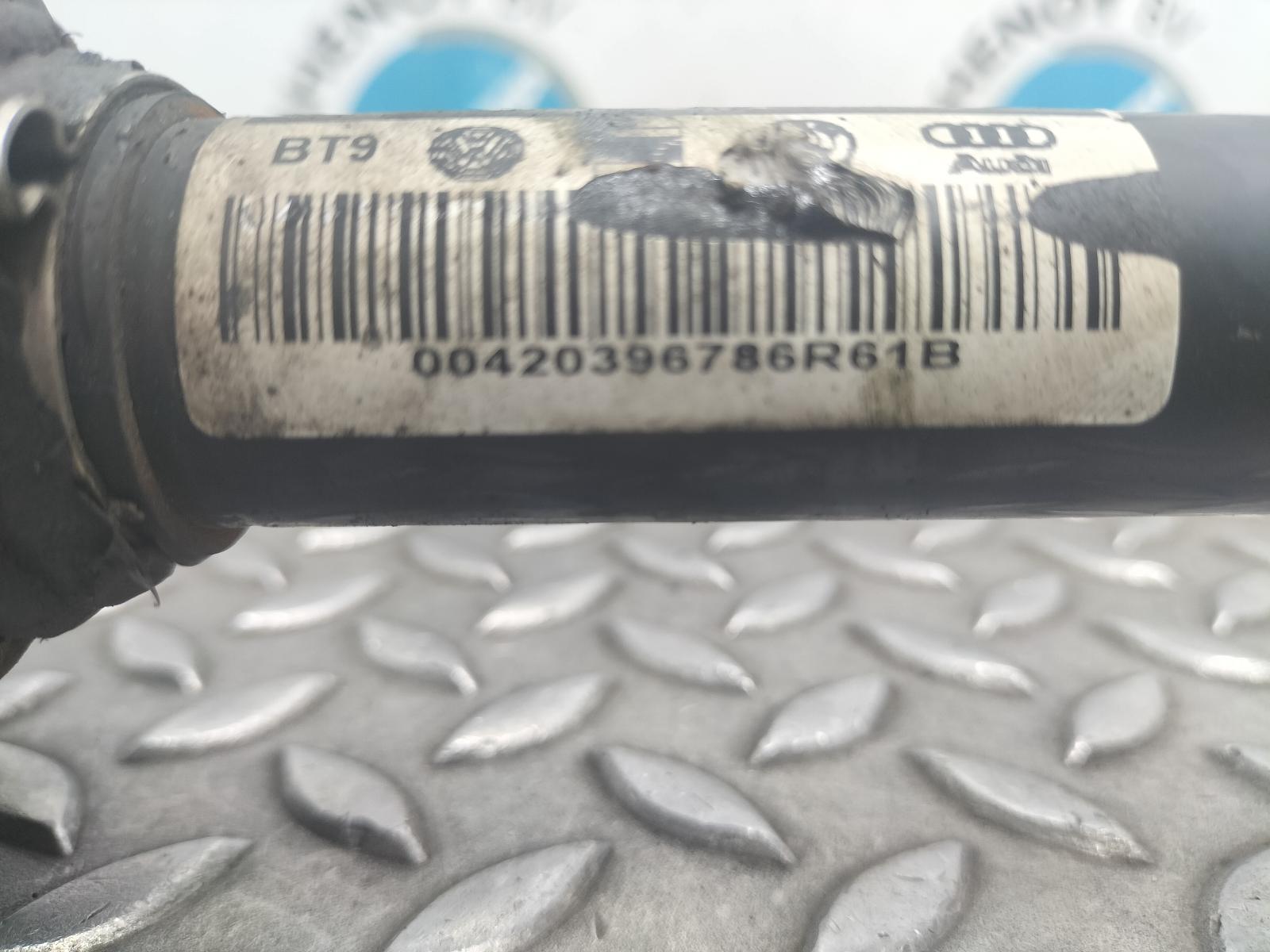 View Auto part AANDRIJFAS L SEAT IBIZA 2010