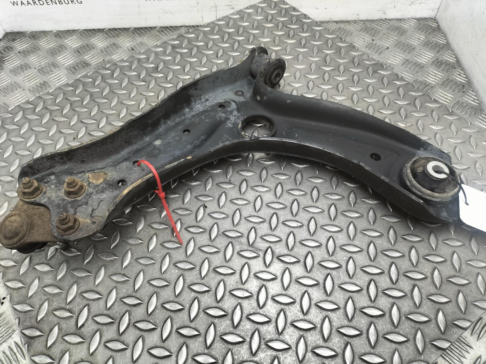 2010 SEAT IBIZA DRAAGARM ONDER RV View Auto part DRAAGARM ONDER RV SEAT IBIZA 2010